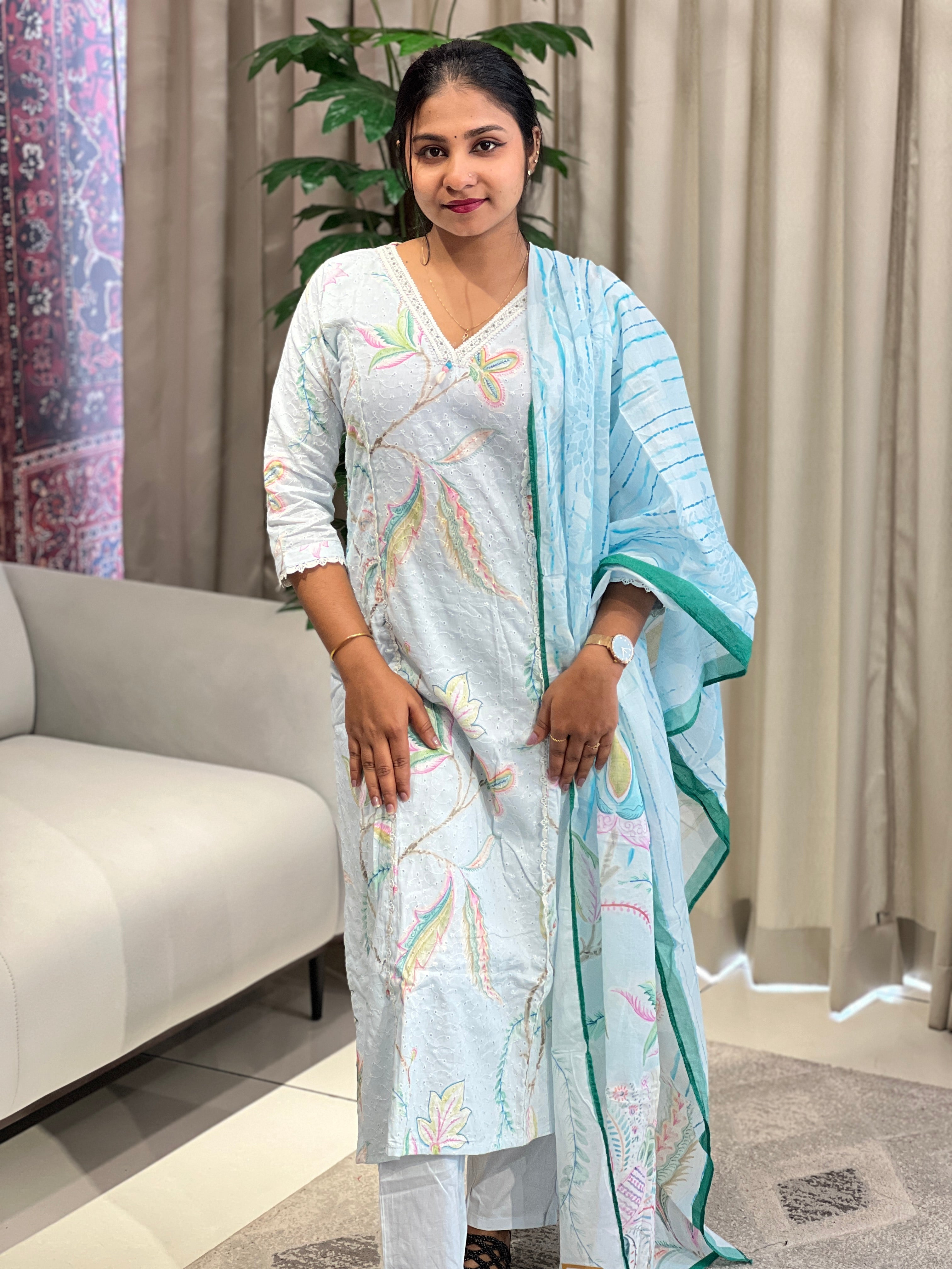 Schiffli Pattern With Print Detailed Cotton Kurta Set | FW360