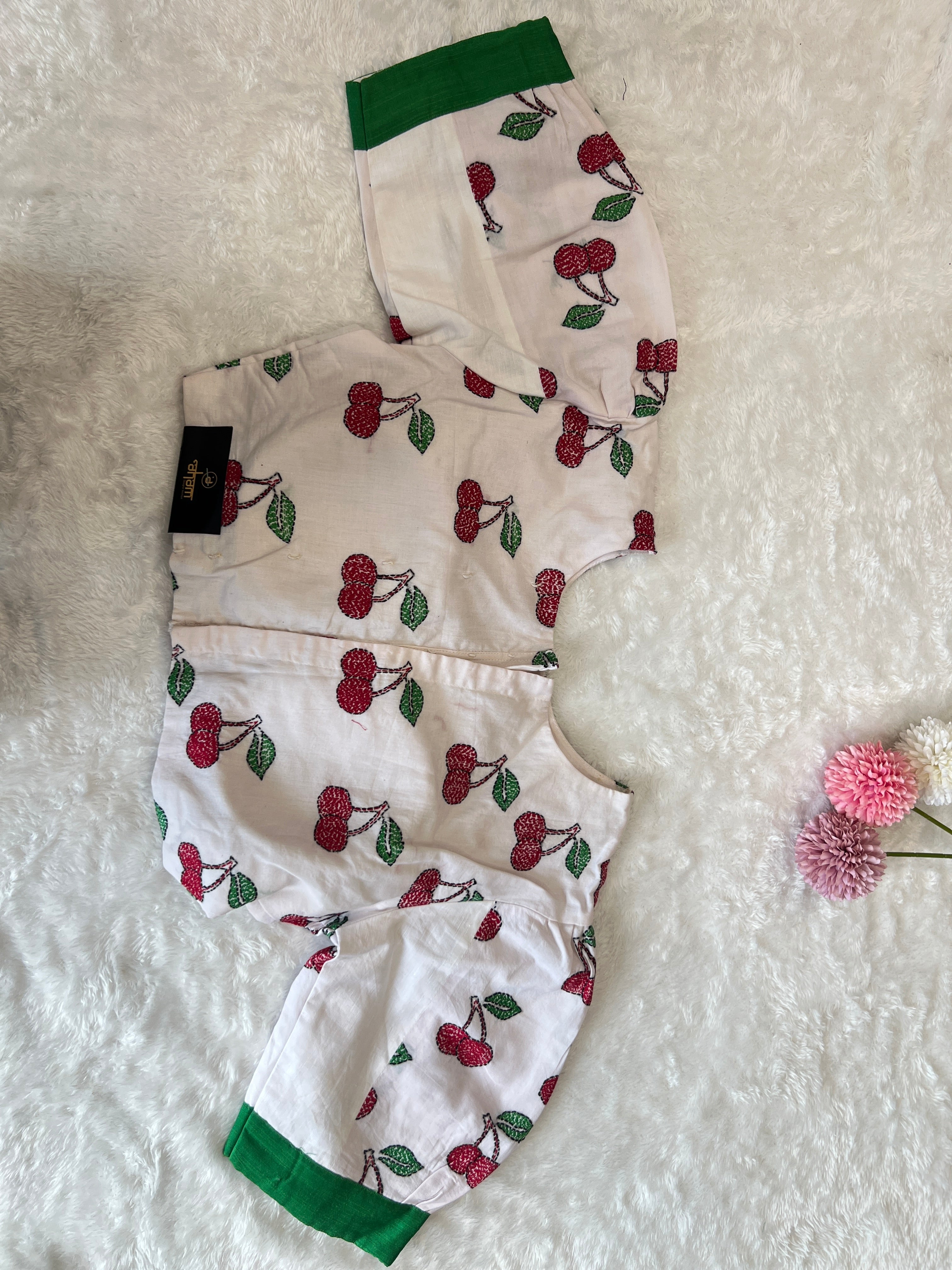 Hand Embroidery Detailed Cotton Stitched Blouse | DNB128