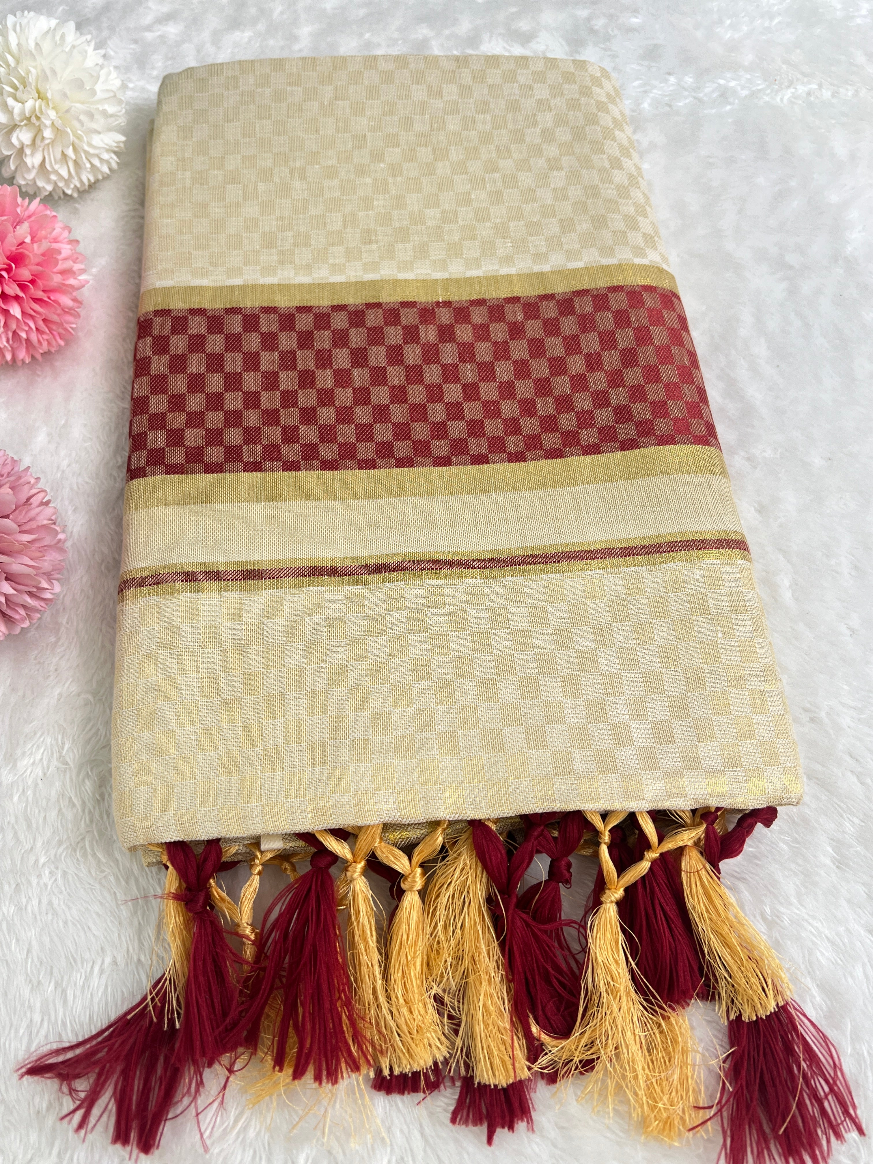 Geometrical Pattern Tissue Saree | GAT408
