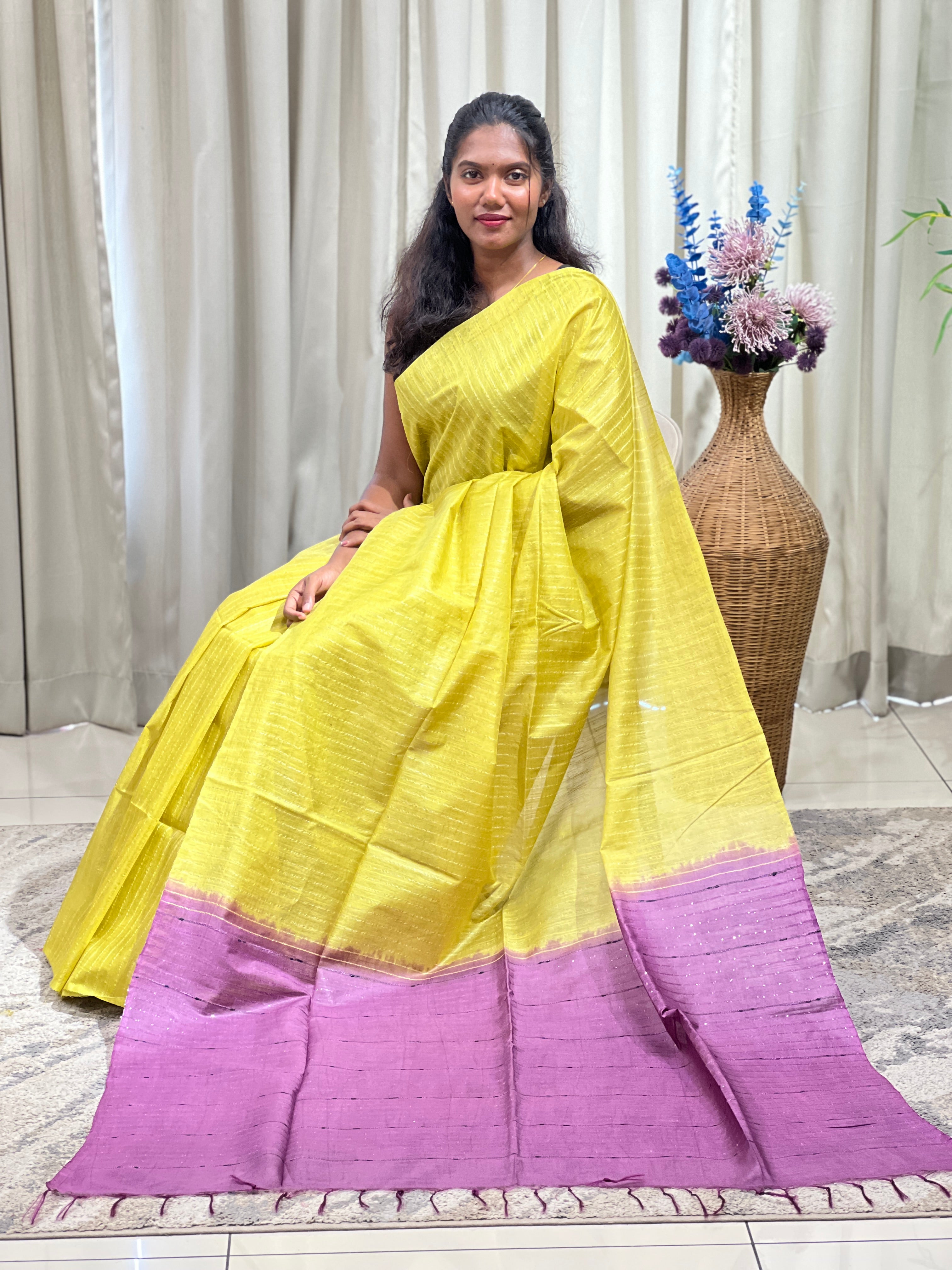 Golden Lurex Yarns Stripe Weaving Pattern Bhagalpuri Linen Saree | DLS183