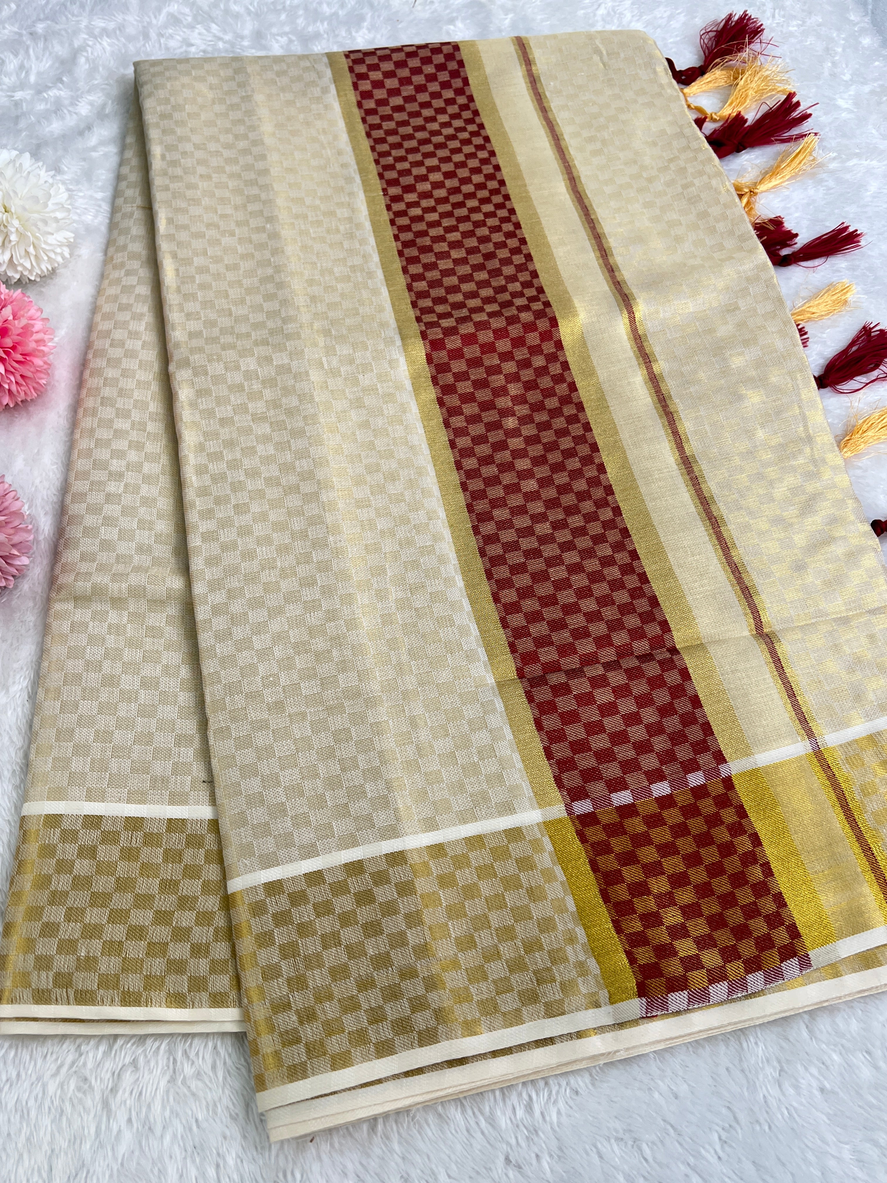 Geometrical Pattern Tissue Saree | GAT408