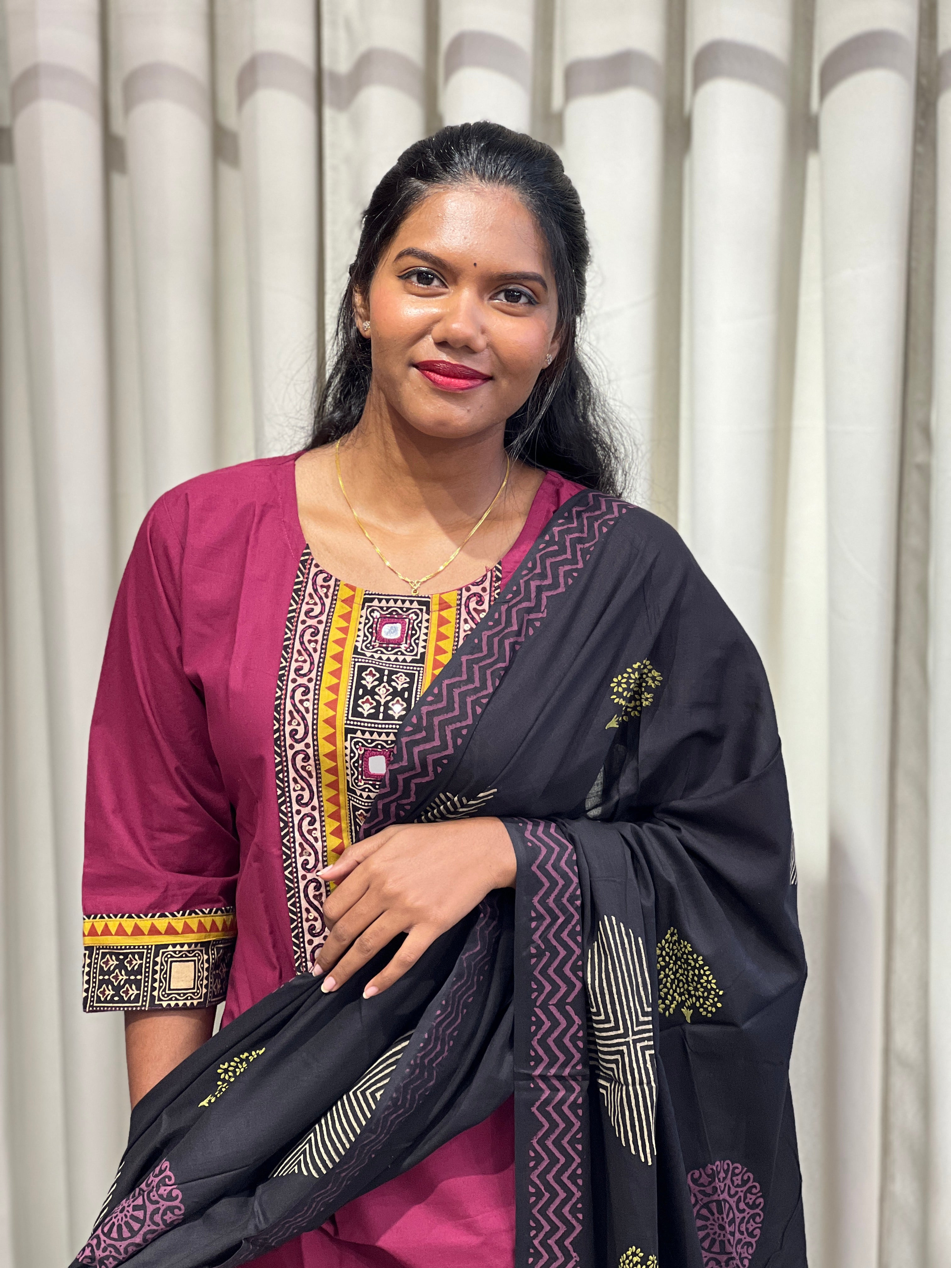 Hand Block Print Detailed Cotton Kurta Set | SRF181