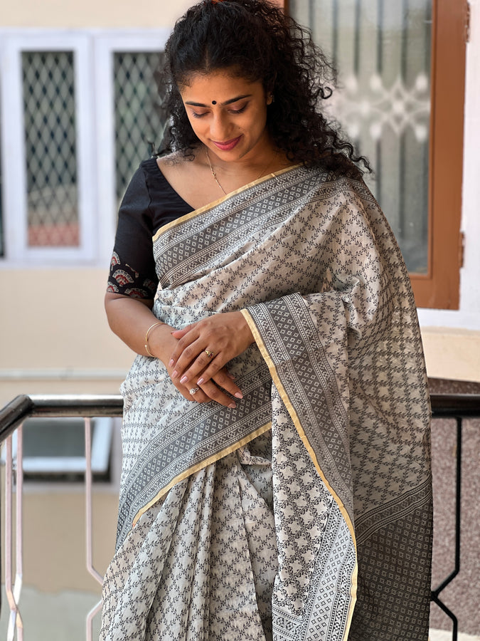 Thread Weaving Cotton Blended Saree | JDS102