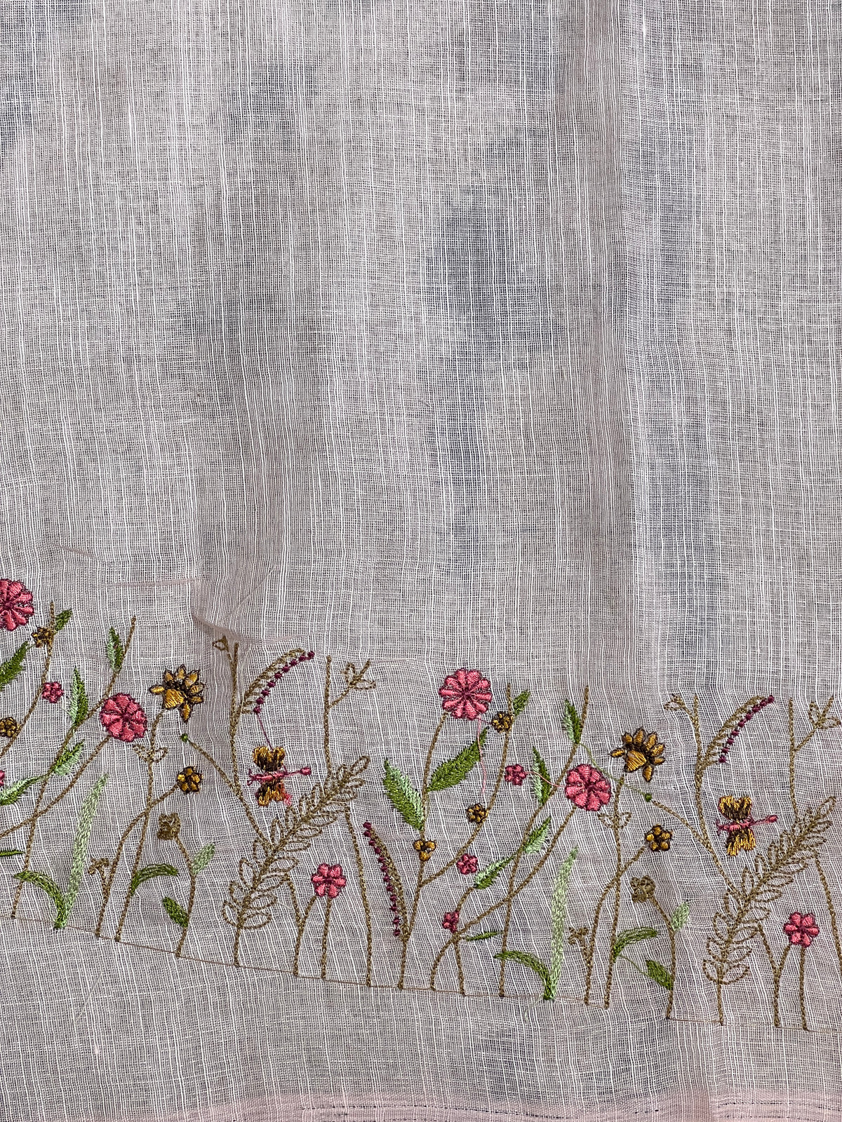 Floral Machine Embroidery Semi Linen Saree | RP844