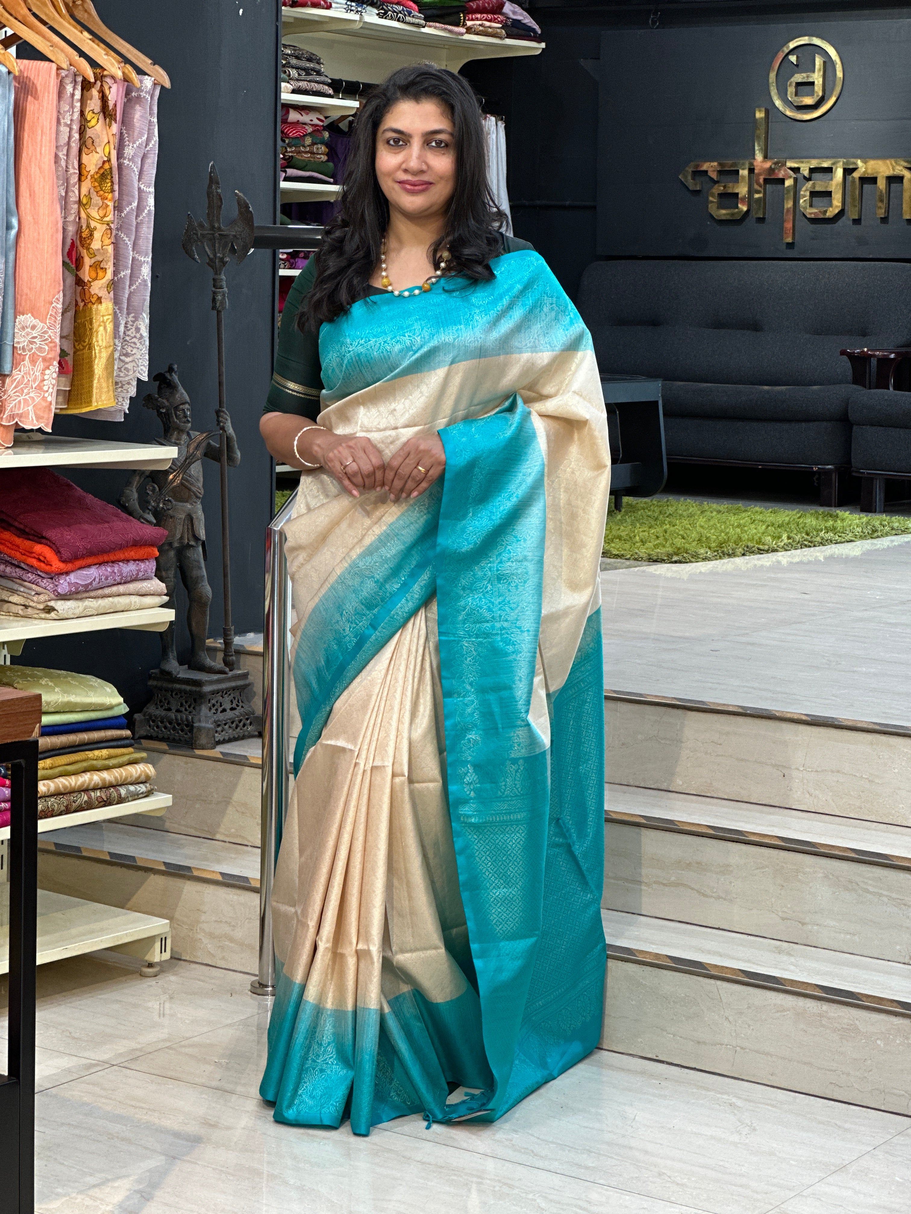 Jaquard Woven Pattern Soft Silk Saree | SMT108