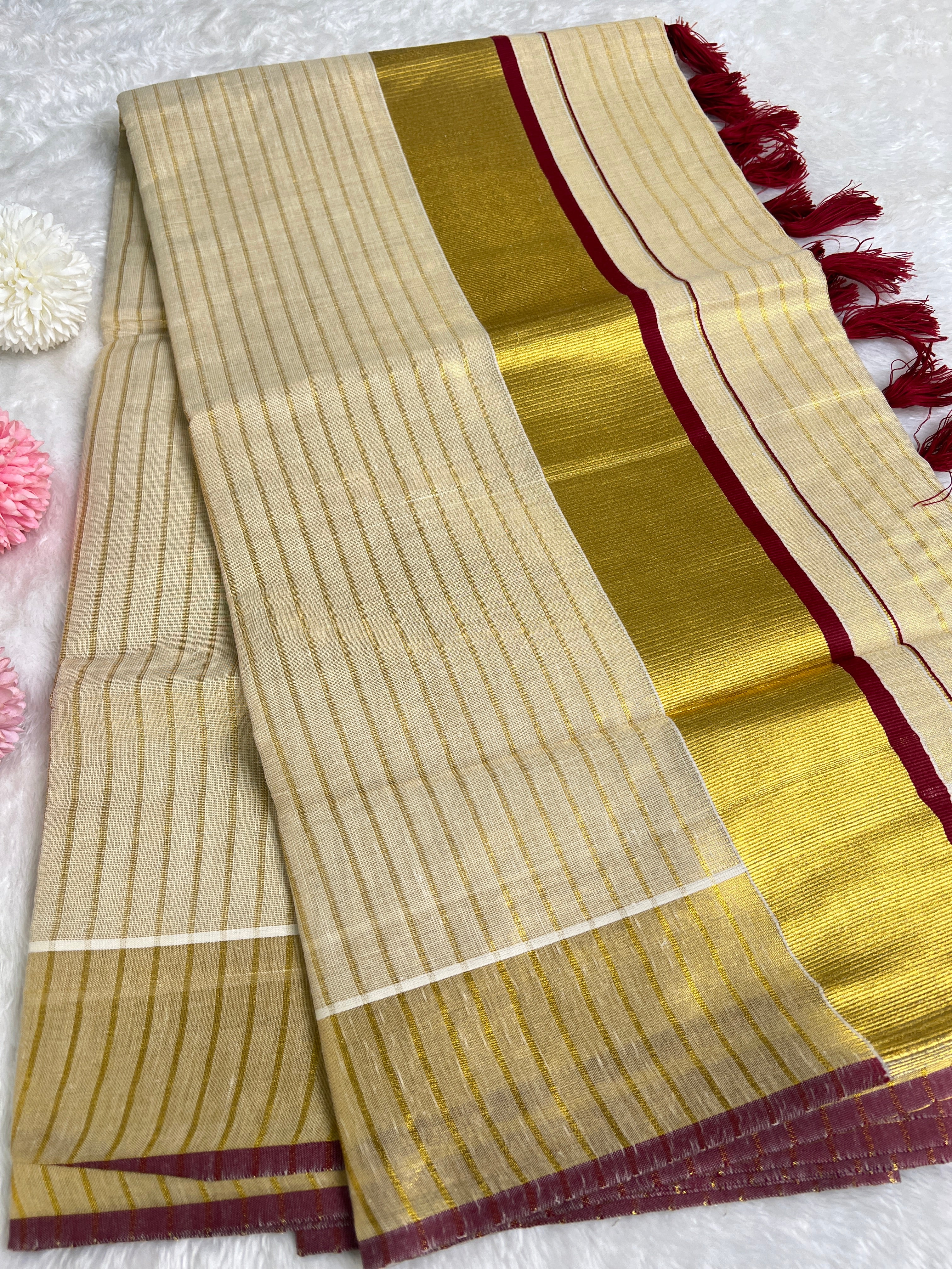 Line Weaving Pattern Tissue Saree | GAT435