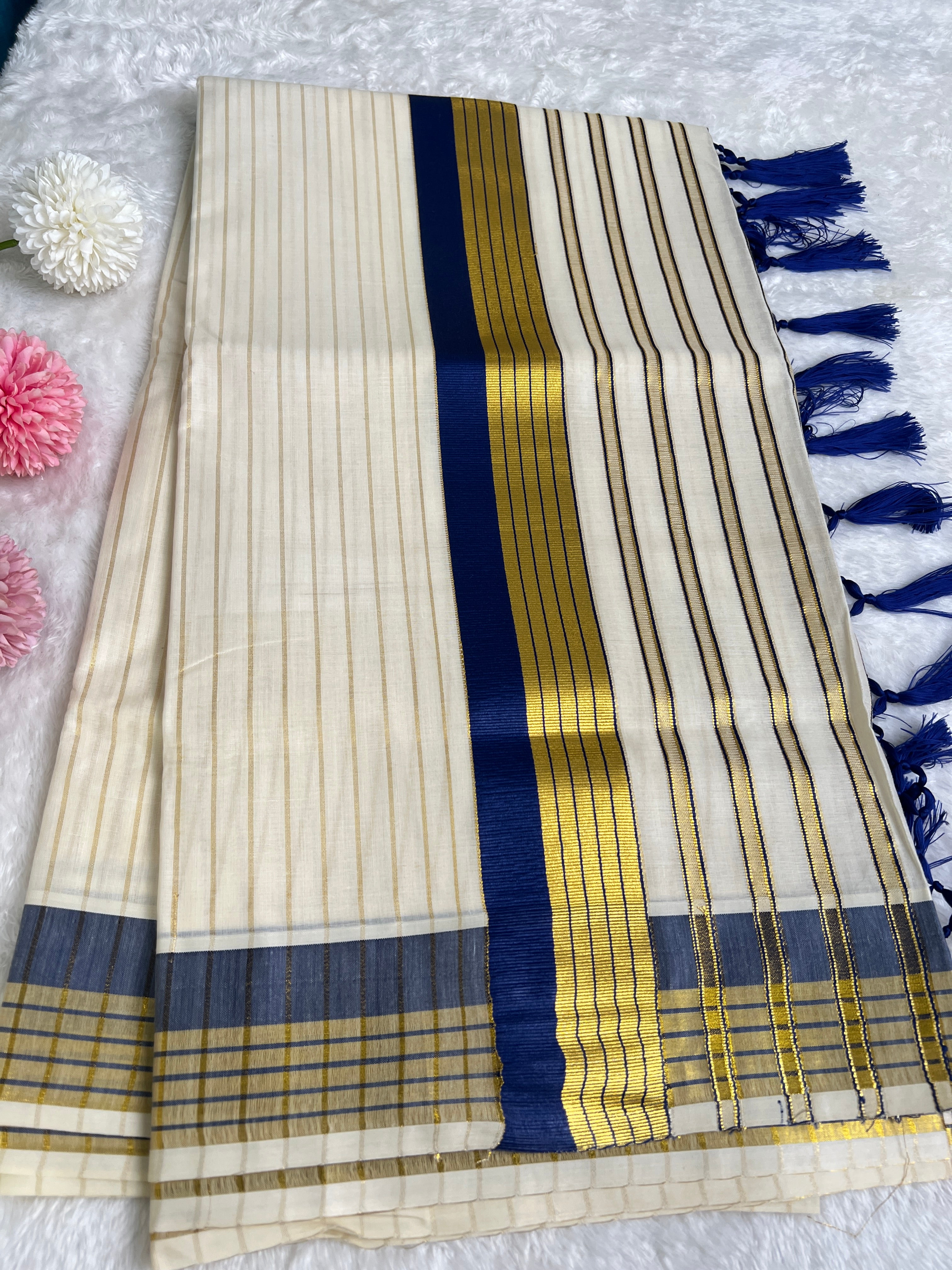 Line Weaving Pattern Kerala Cotton Saree | GAT528