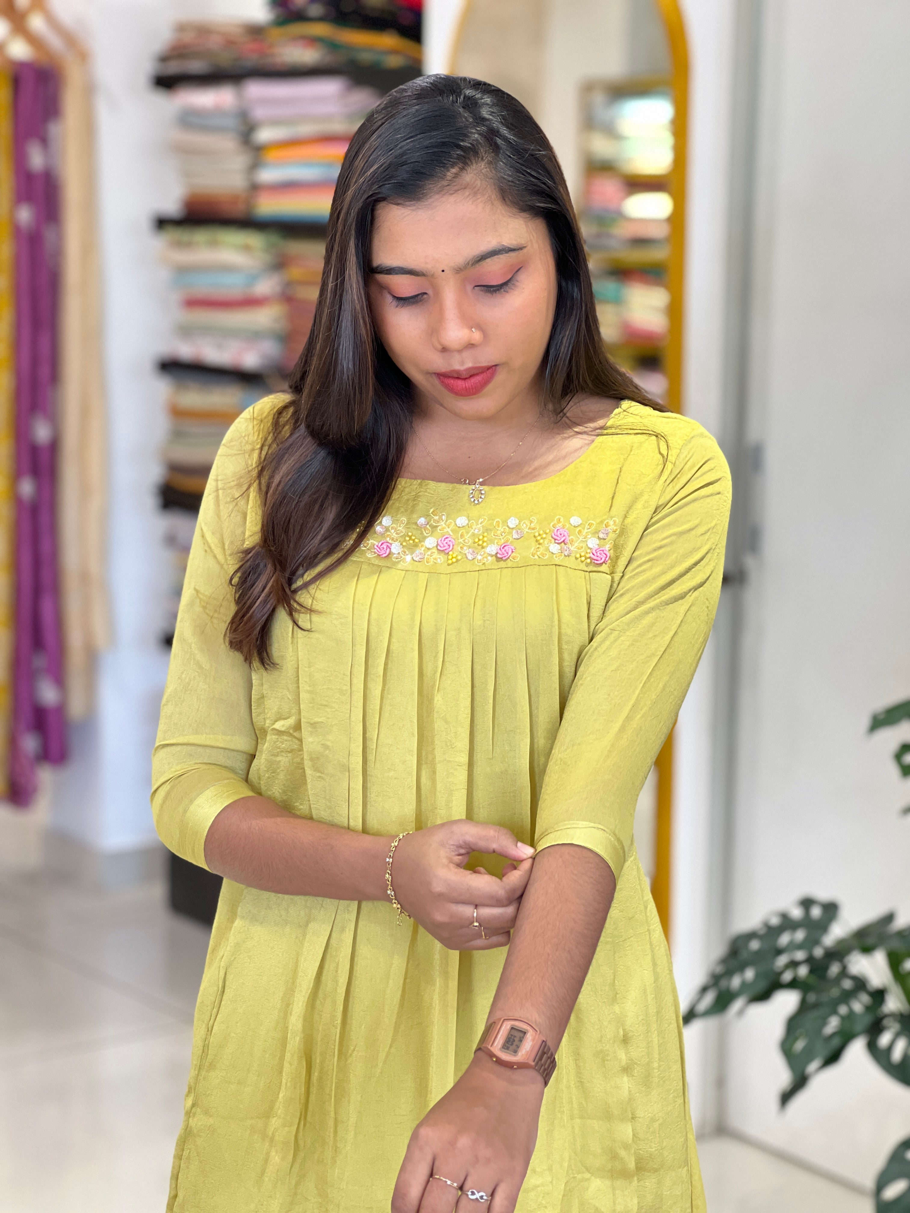 Machine Embroidery Detailed Crushed Silk Kurta | SRF176