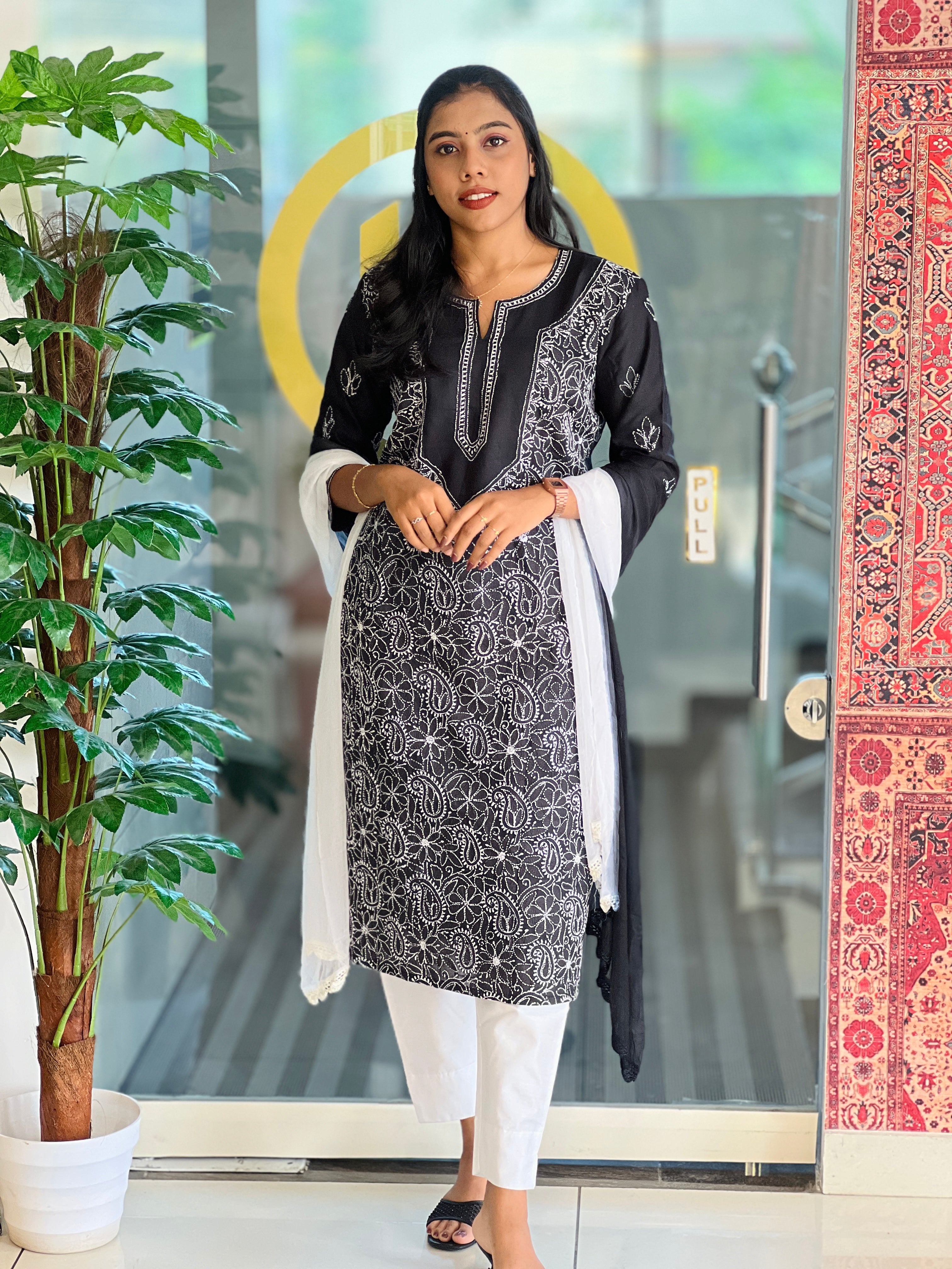 Kantha Embroidered Cotton Kurta Set | DNT602