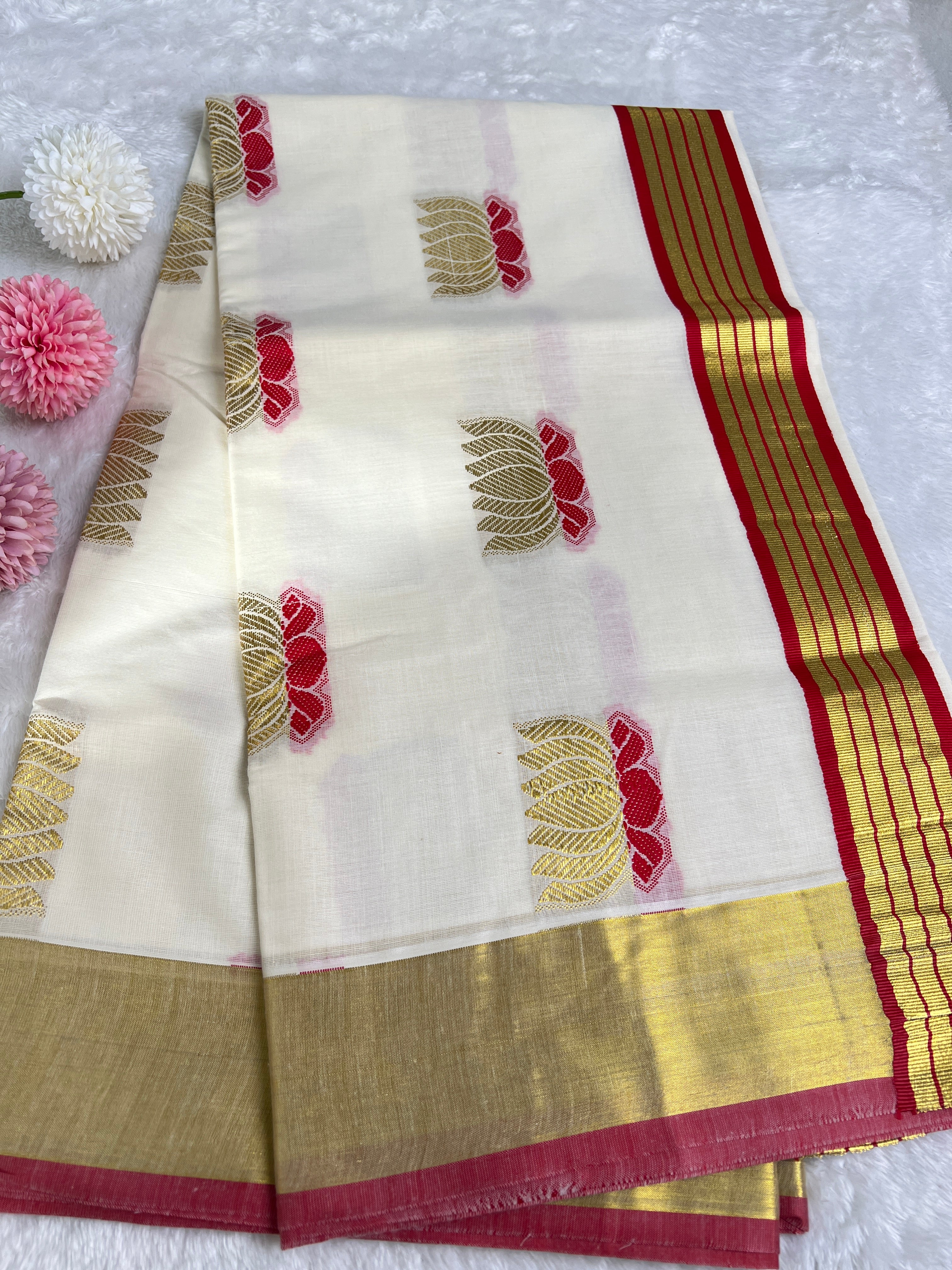 Lotus Pattern Kerala Cotton Saree | GAT423