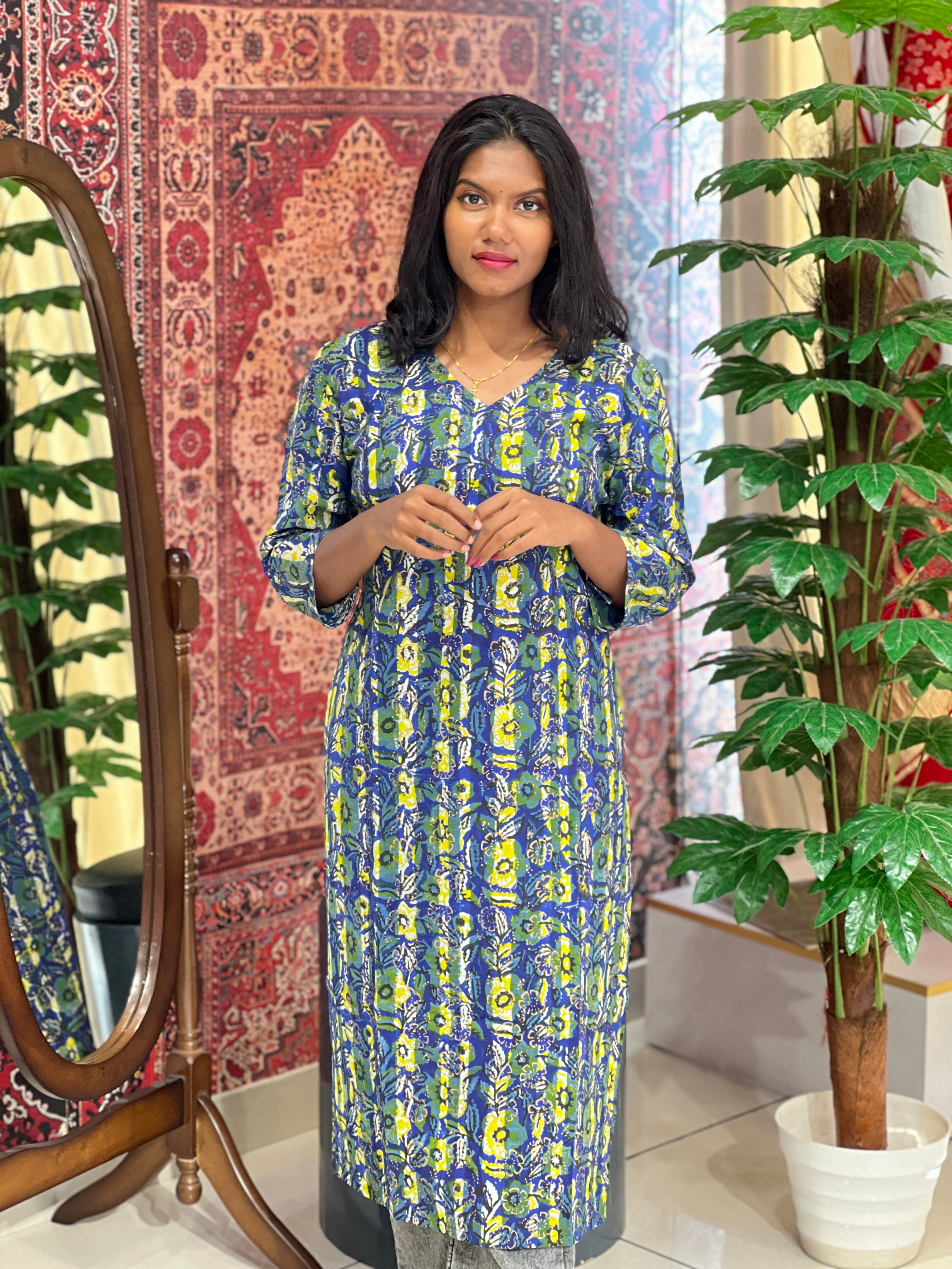 Floral Print Detailed Cotton Kurta | DNT732