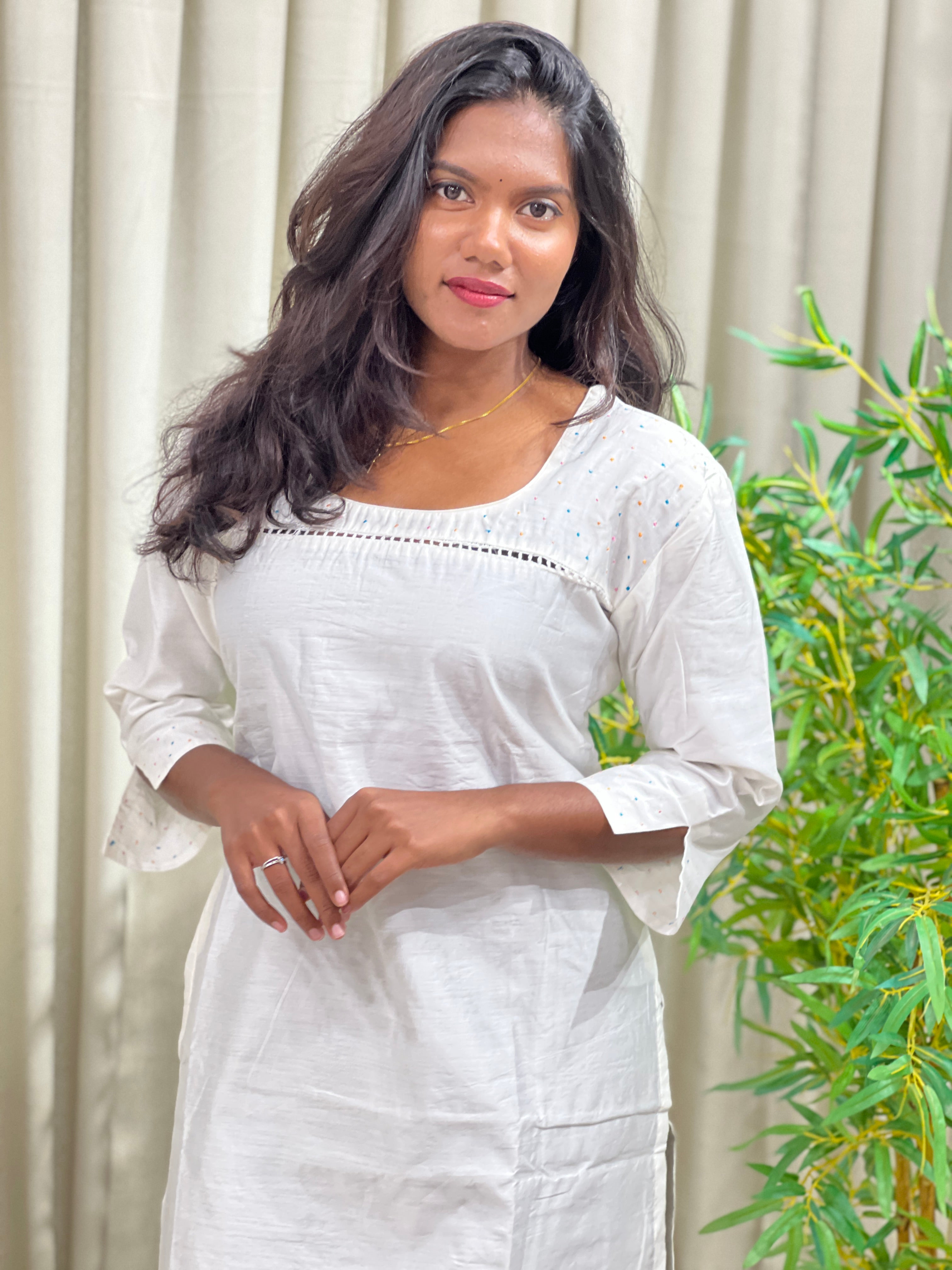 Thread Patterned Chanderi Kurta | DN800