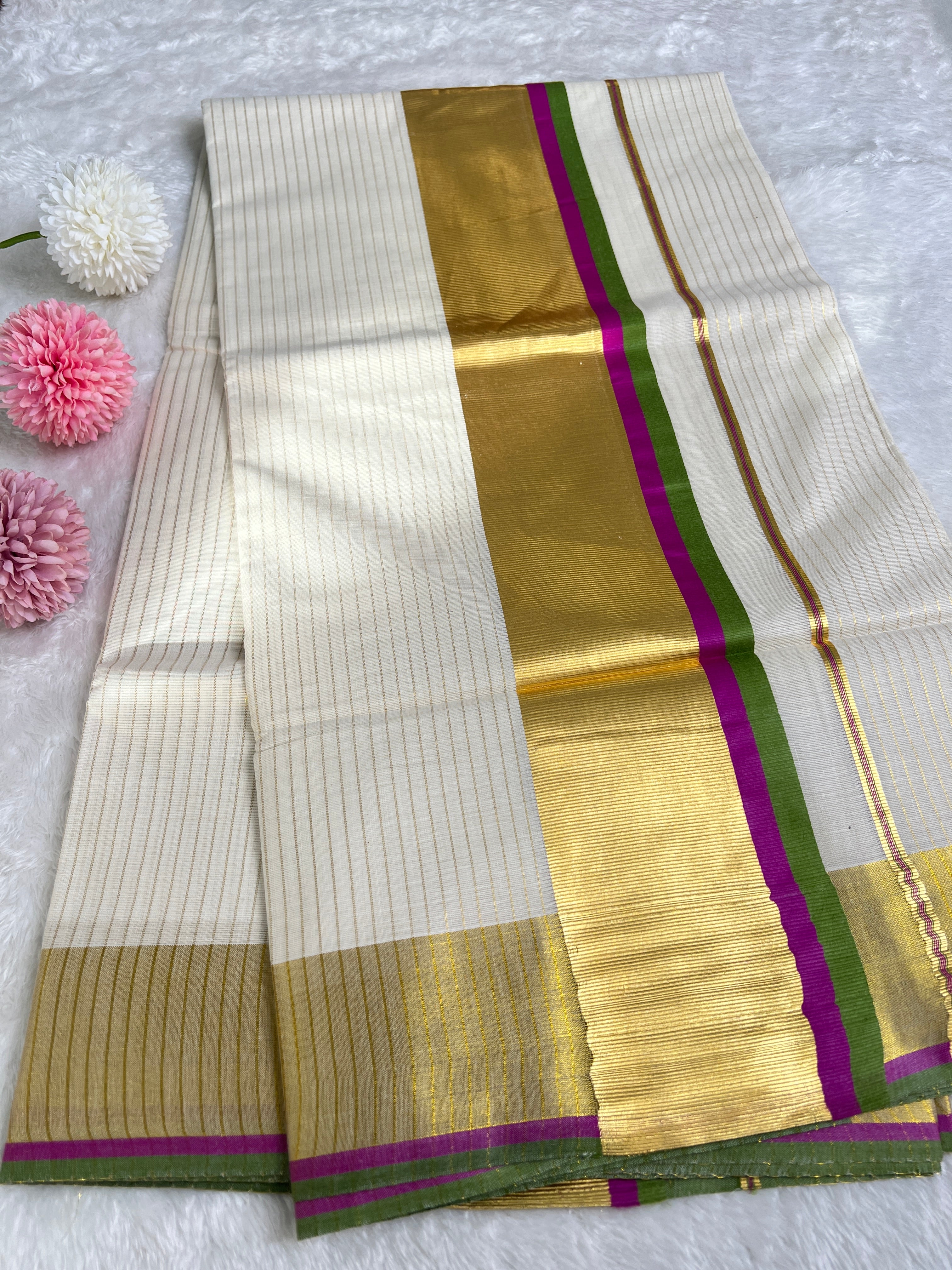 Line Weaving Pattern Kerala Cotton Saree | GAT483