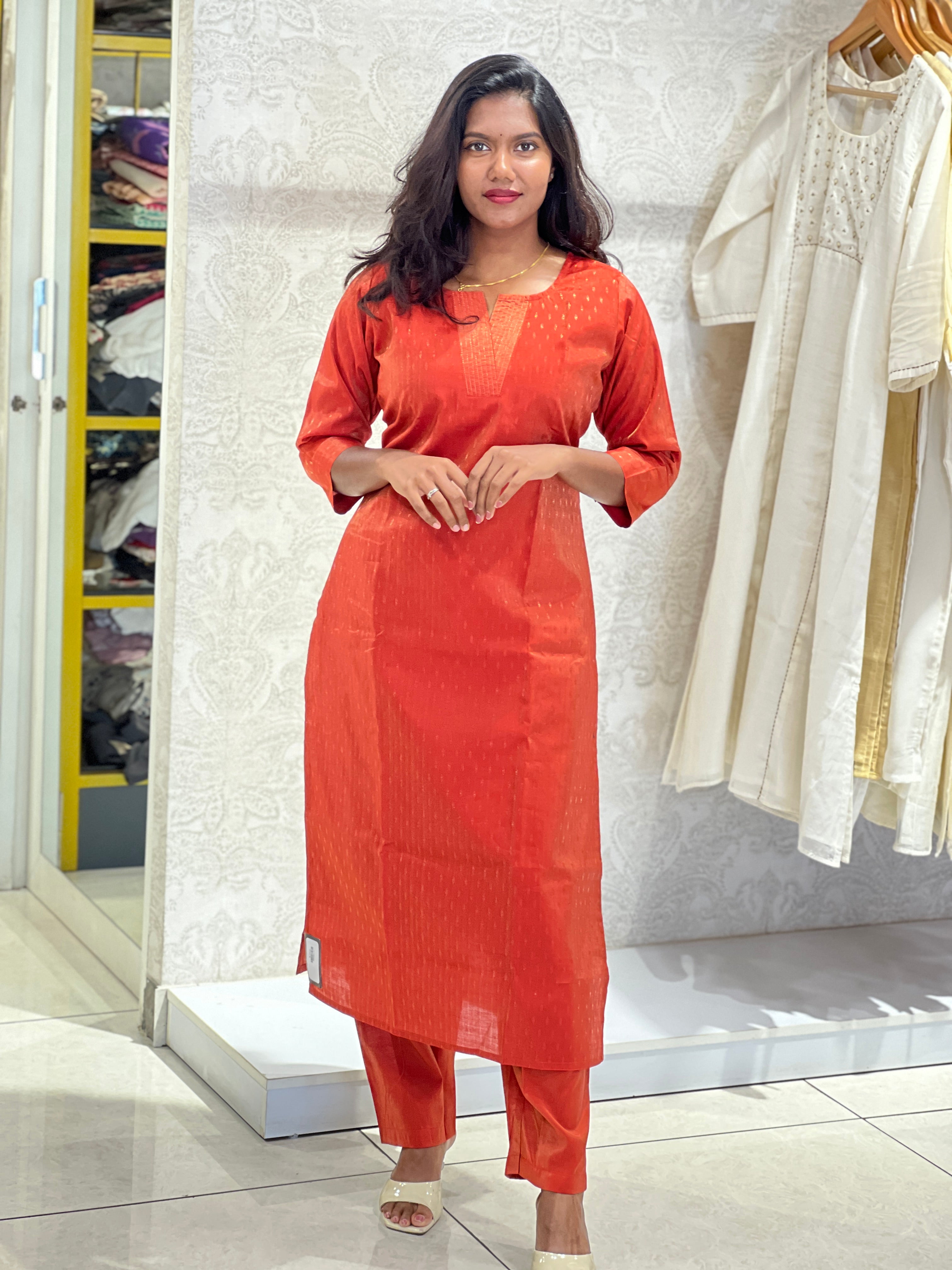 Zari Buta Pattern Semi Silk Kurta Set | MSN292