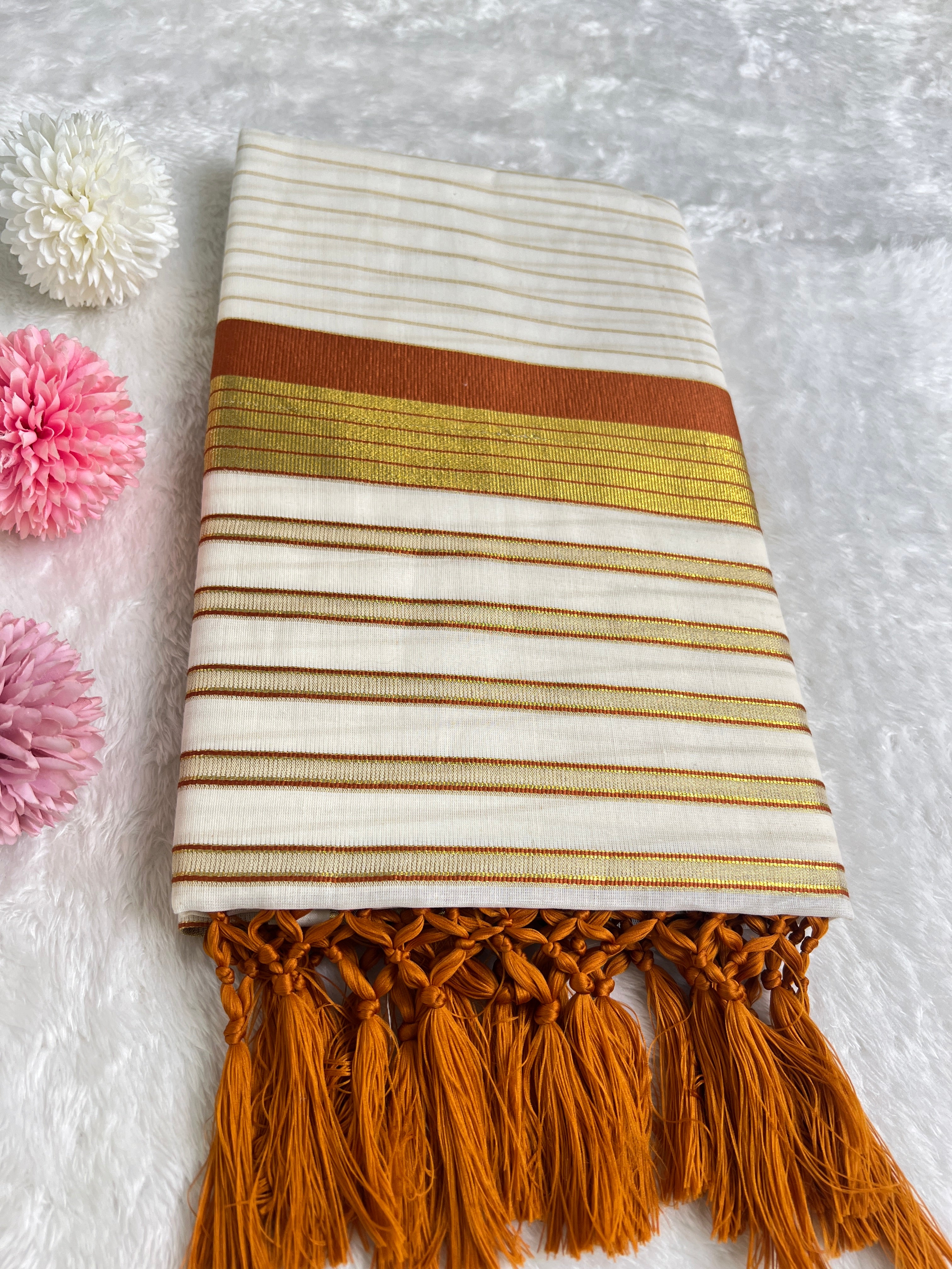 Line Weaving Pattern Kerala Cotton Saree |GAT532