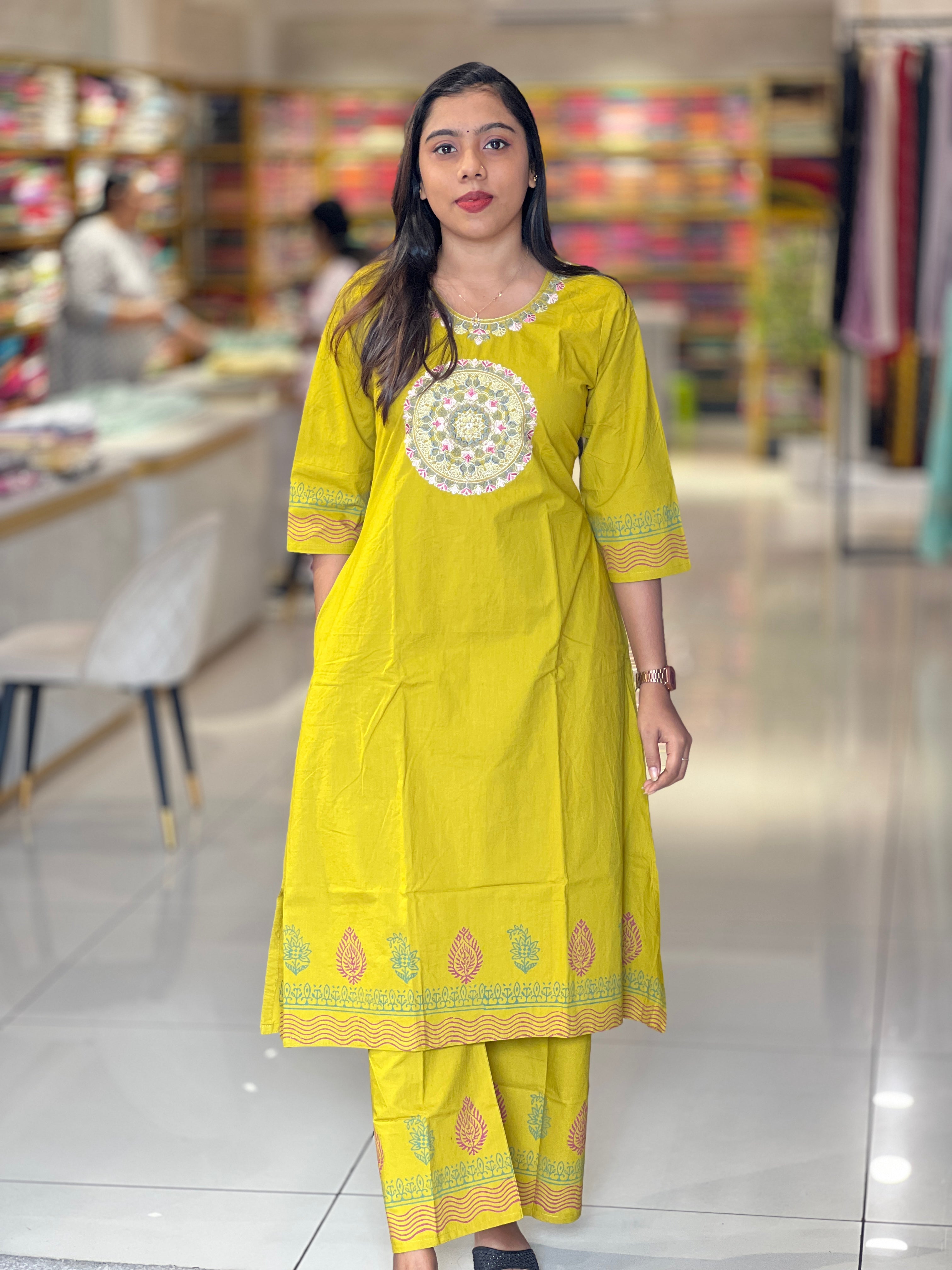 Computerized Embroidery Detailed Cotton Kurta Set | SRF159