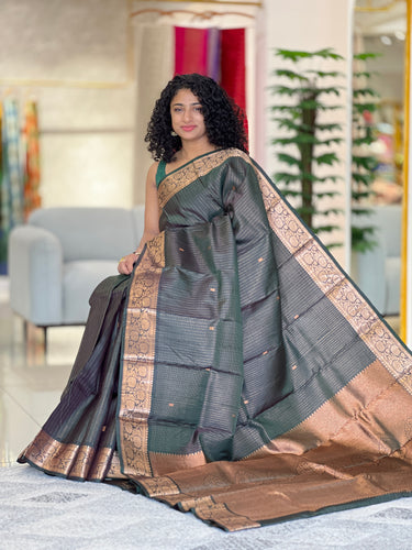 Hand Woven Kanchipuram Saree | CV168