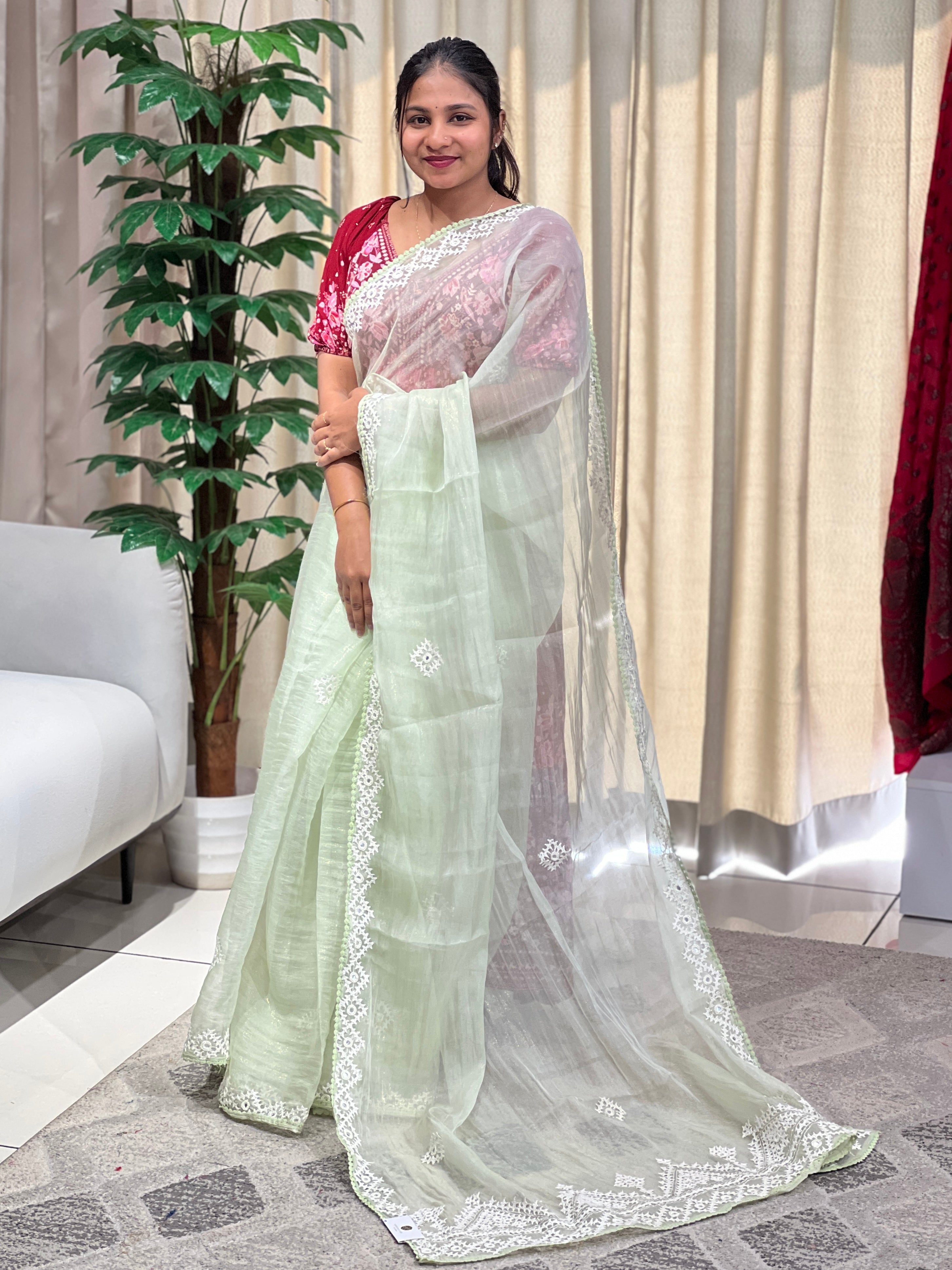 Kutch Work Detailed Crushed Tissue Organza Saree | BLD1917