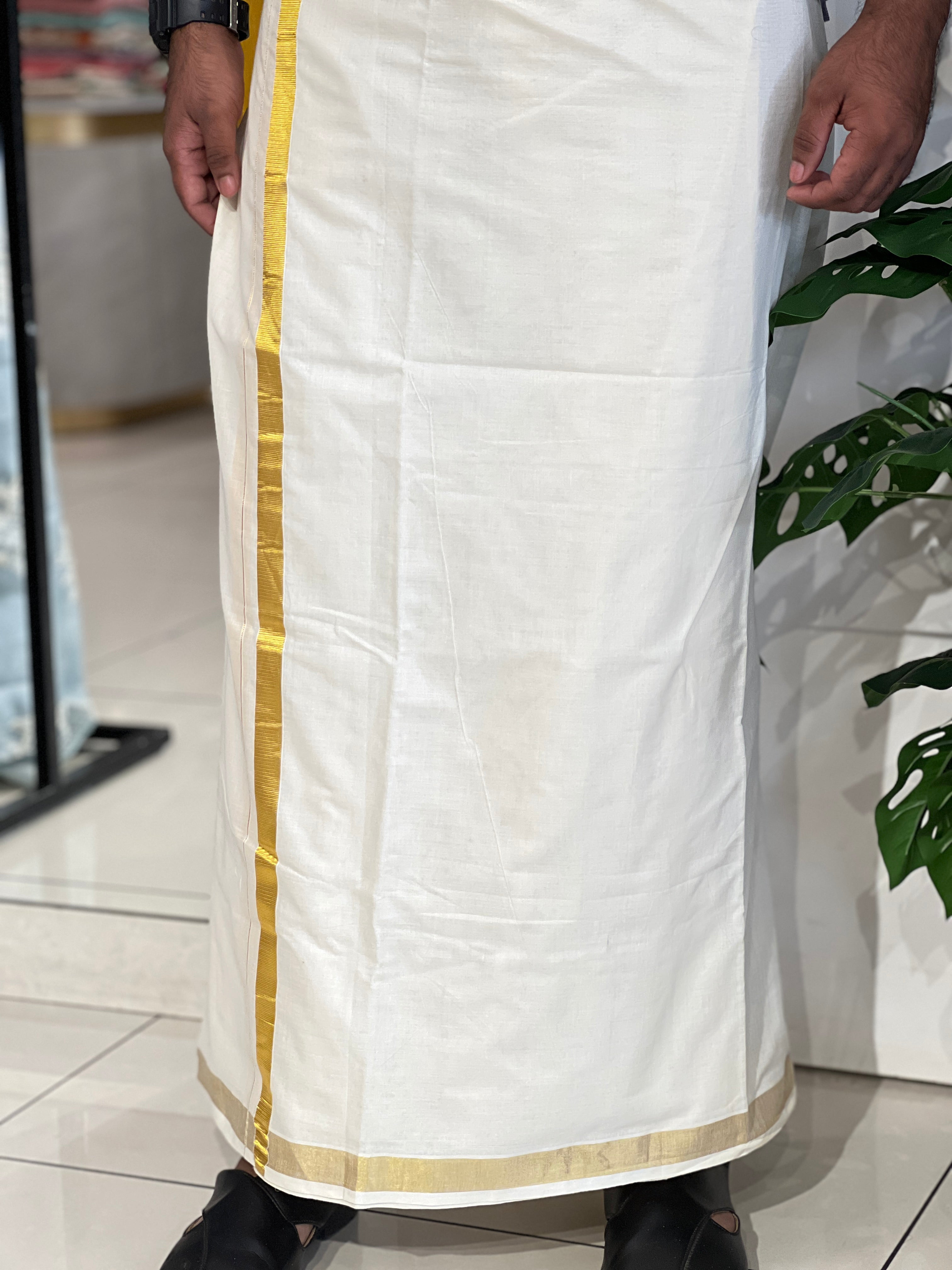 Kasavu Border Kerala Cotton Mundu | GAT537
