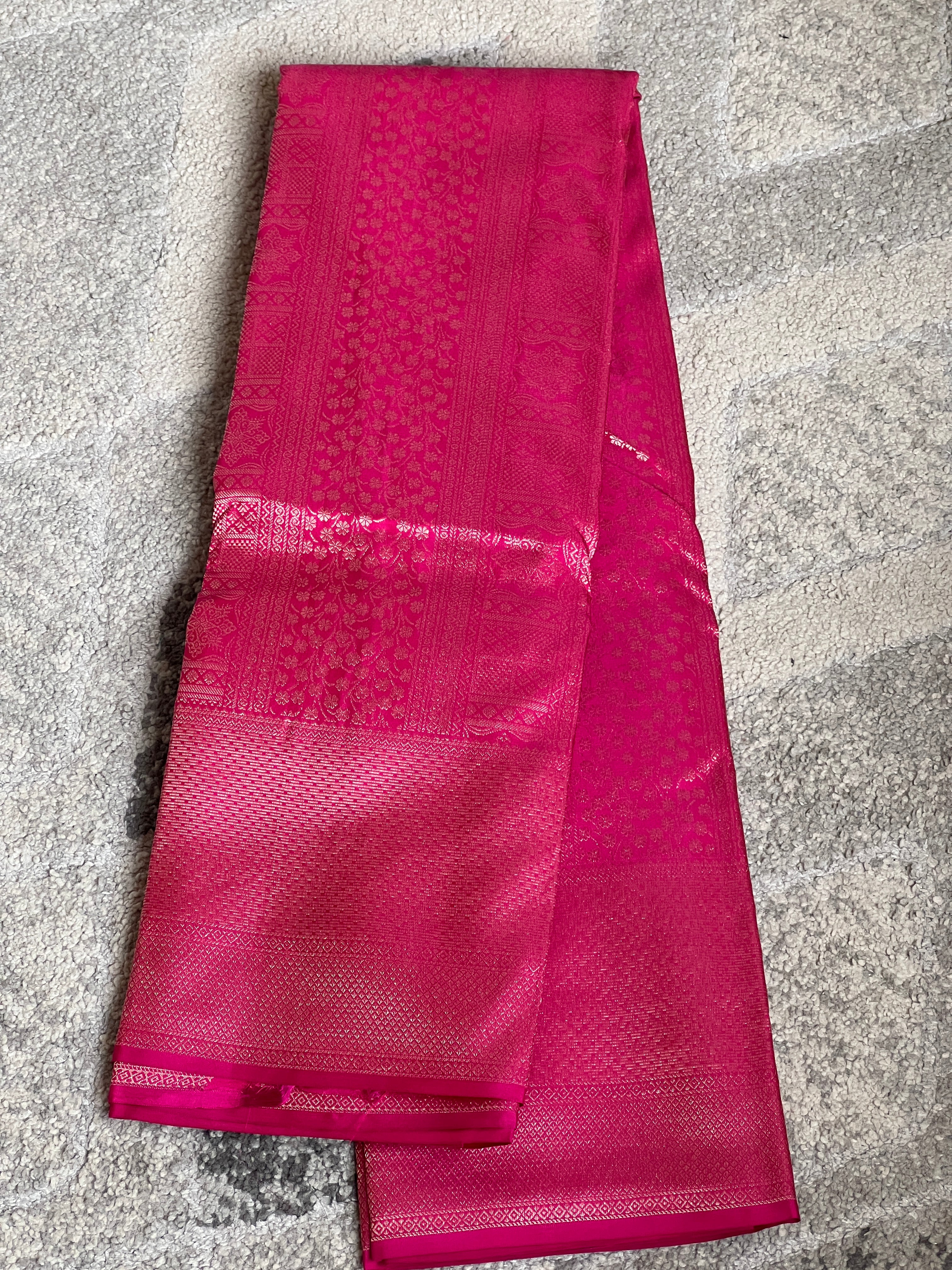 Traditional Floral Patterned Handloom Kanchipuram Saree | SME195