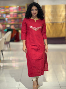 Floral Embroidered Slub Cotton Kurta | RGA263