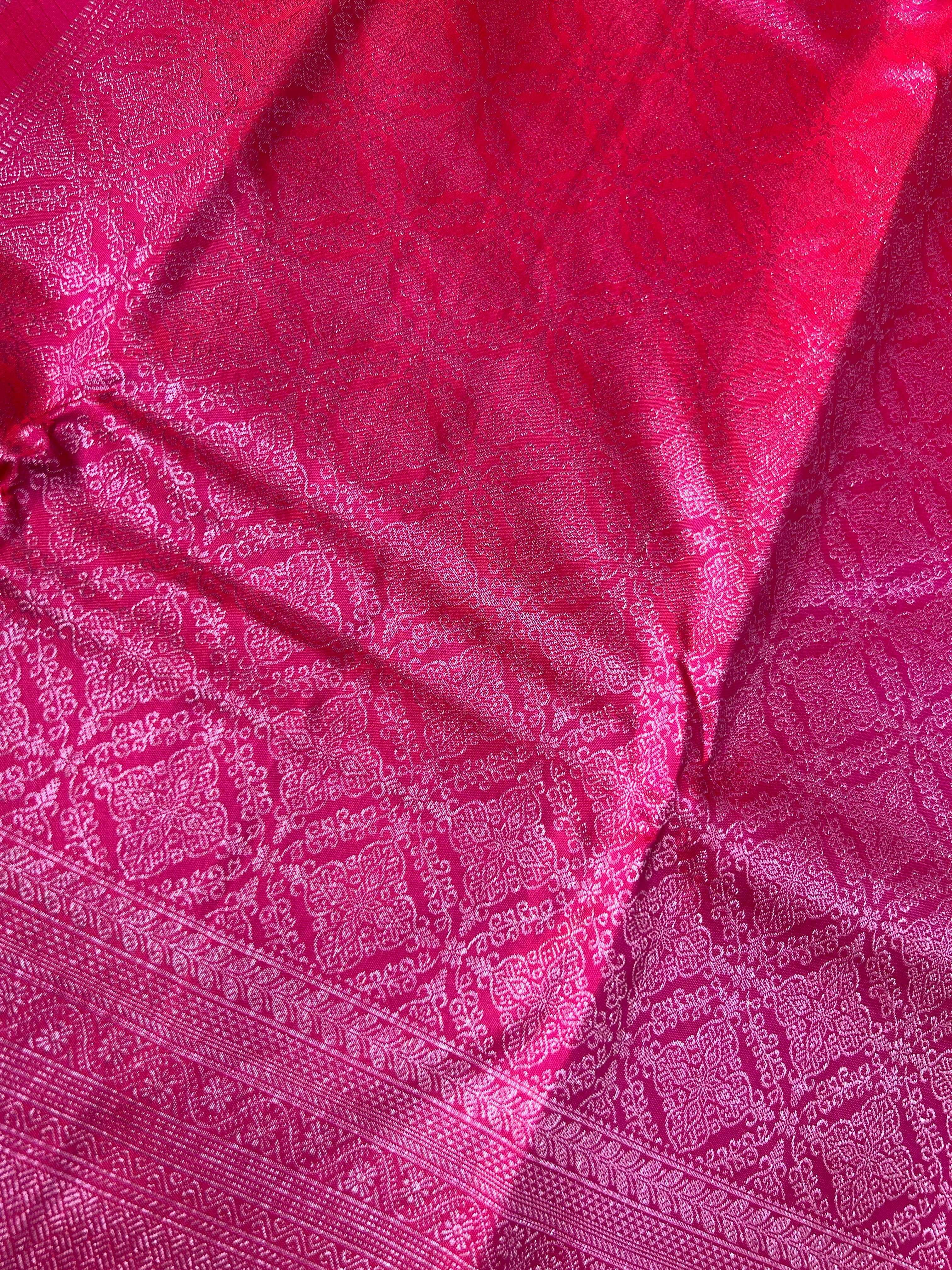 Traditional Patterned Zari Woven Kanchipuram Saree | SME192