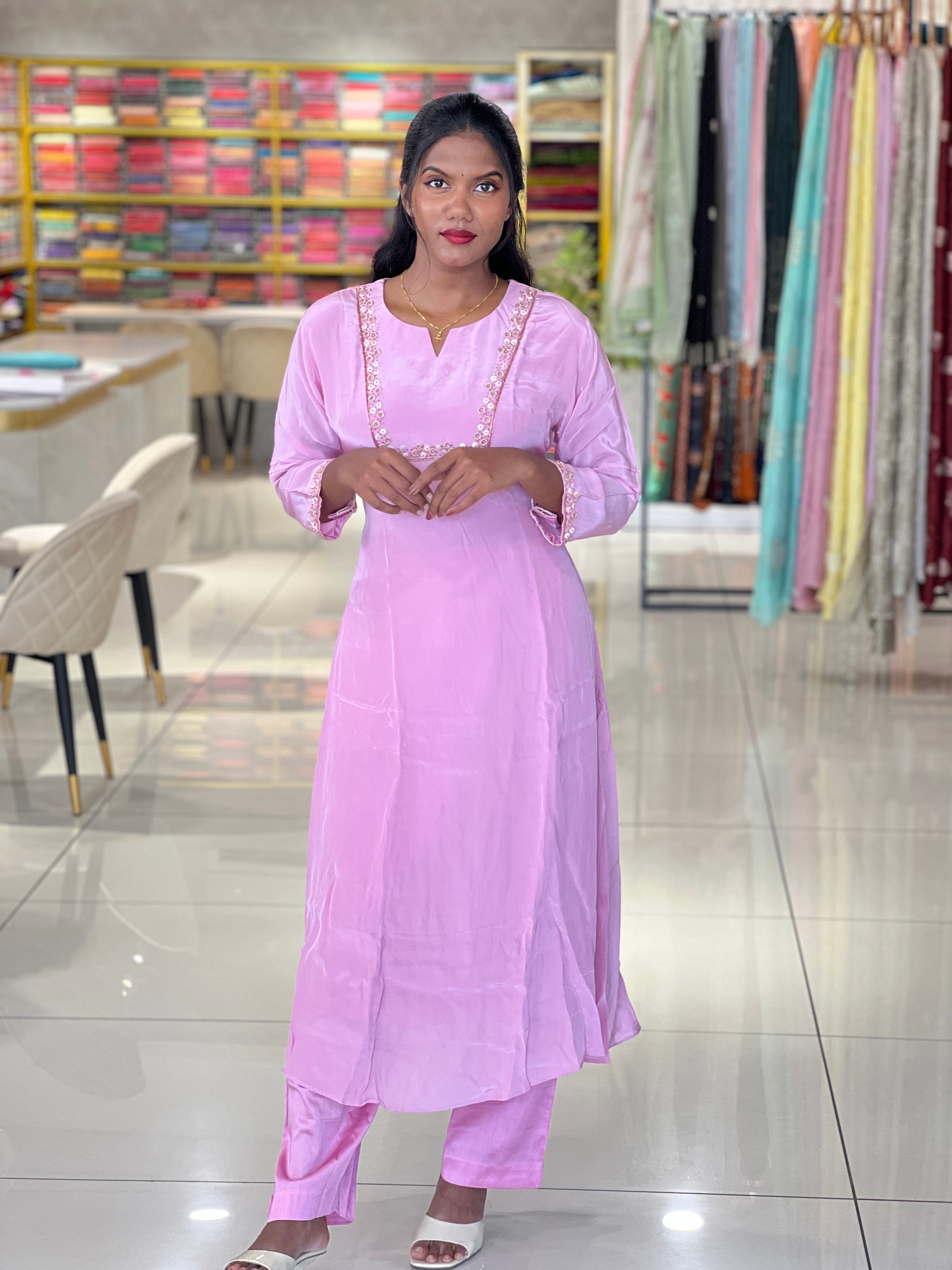 Hand Work Detailed Crepe Kurta Set | ELC110