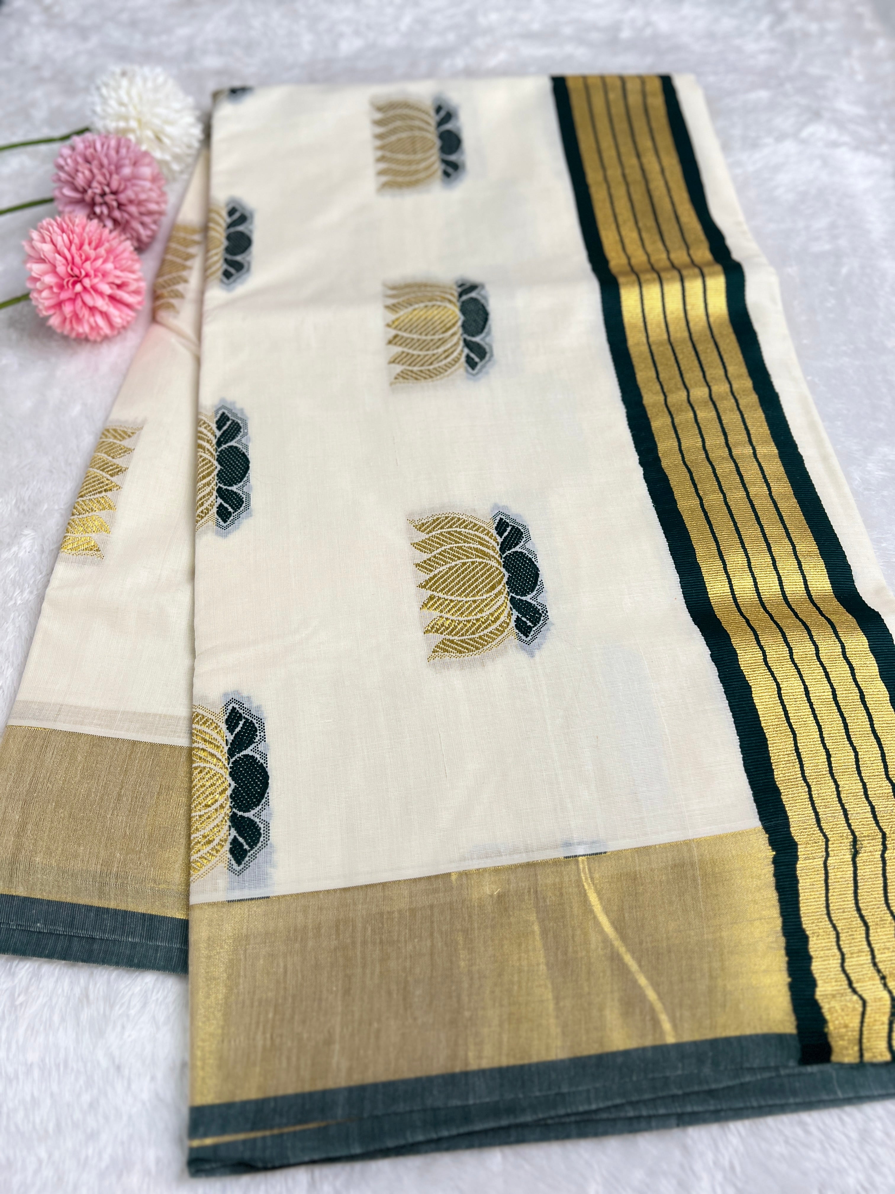 Lotus Pattern Kerala Cotton Saree | GAT421