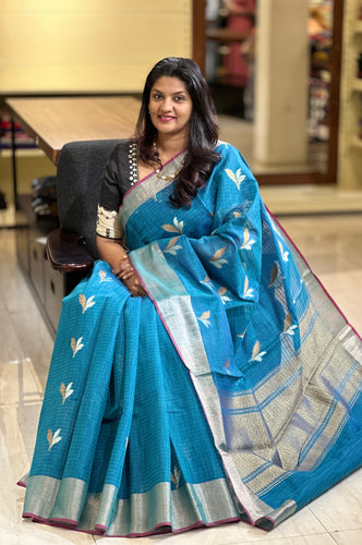 Antique And Sliver Zari Weaving Pattern  Slub Chanderi Saree | AHR327