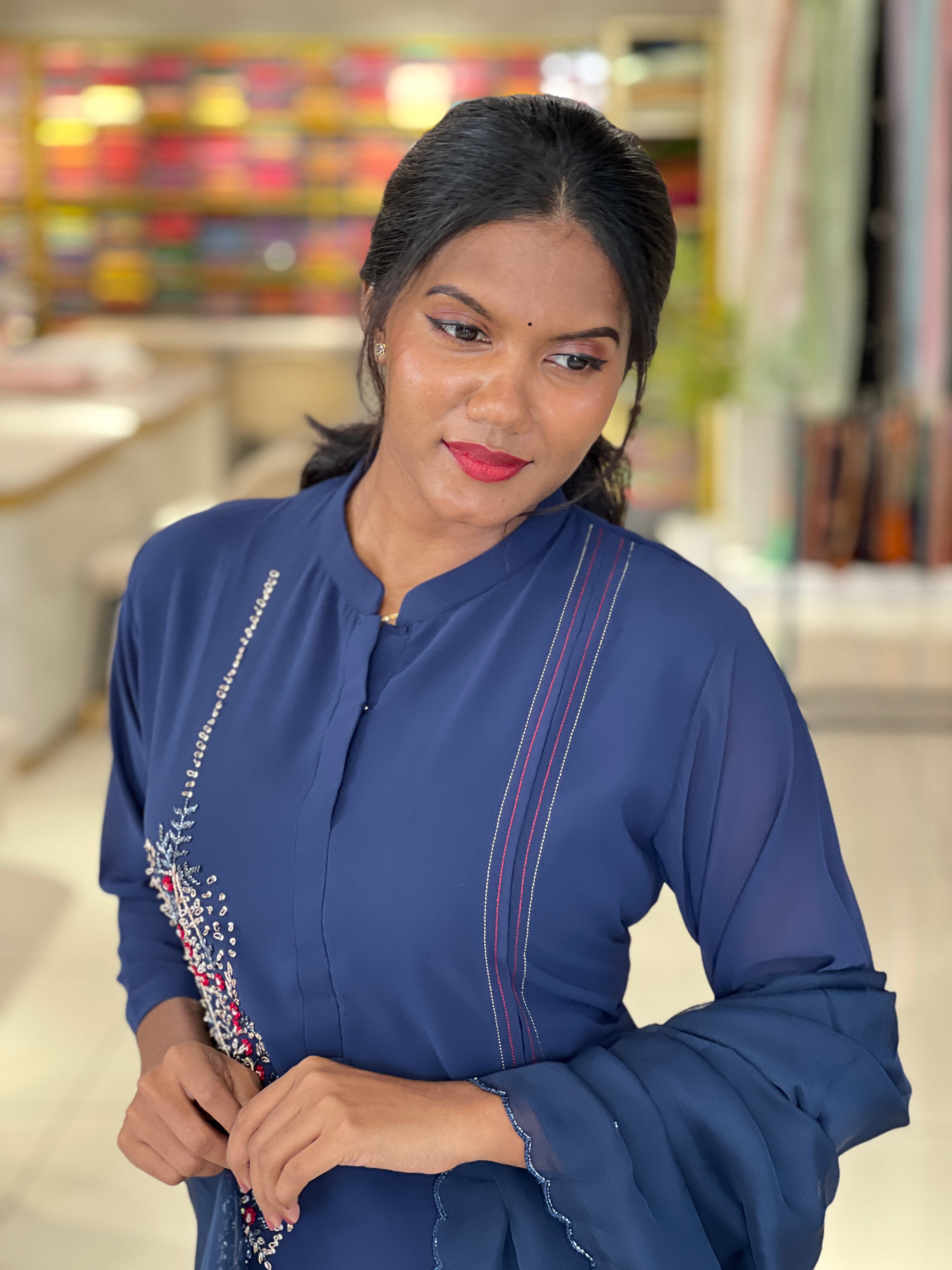 Embroidery Detailed Georgette Kurta Set | ELC107