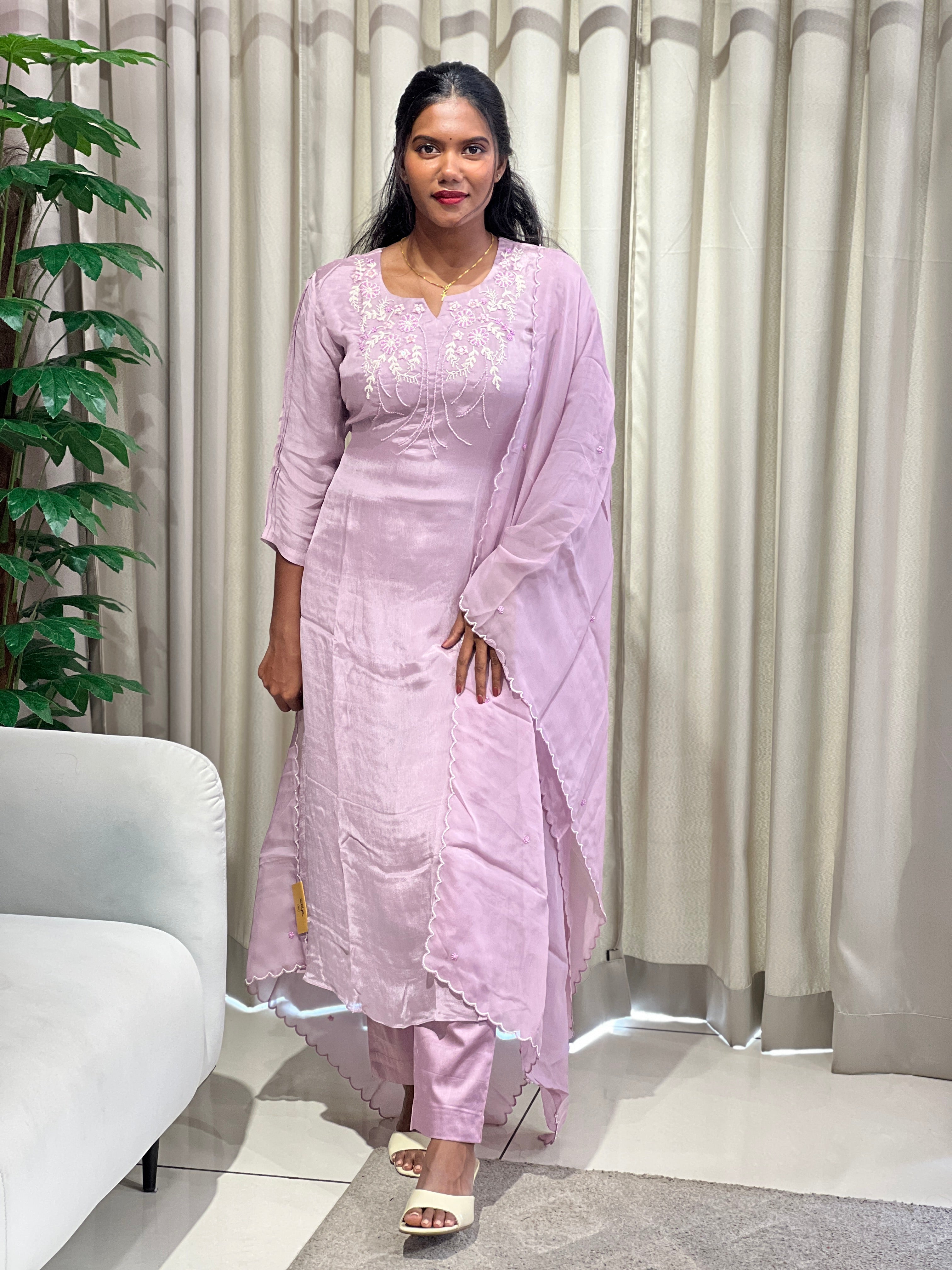 Embroidery Detailed Pure Chinon Kurta Set | ELC111