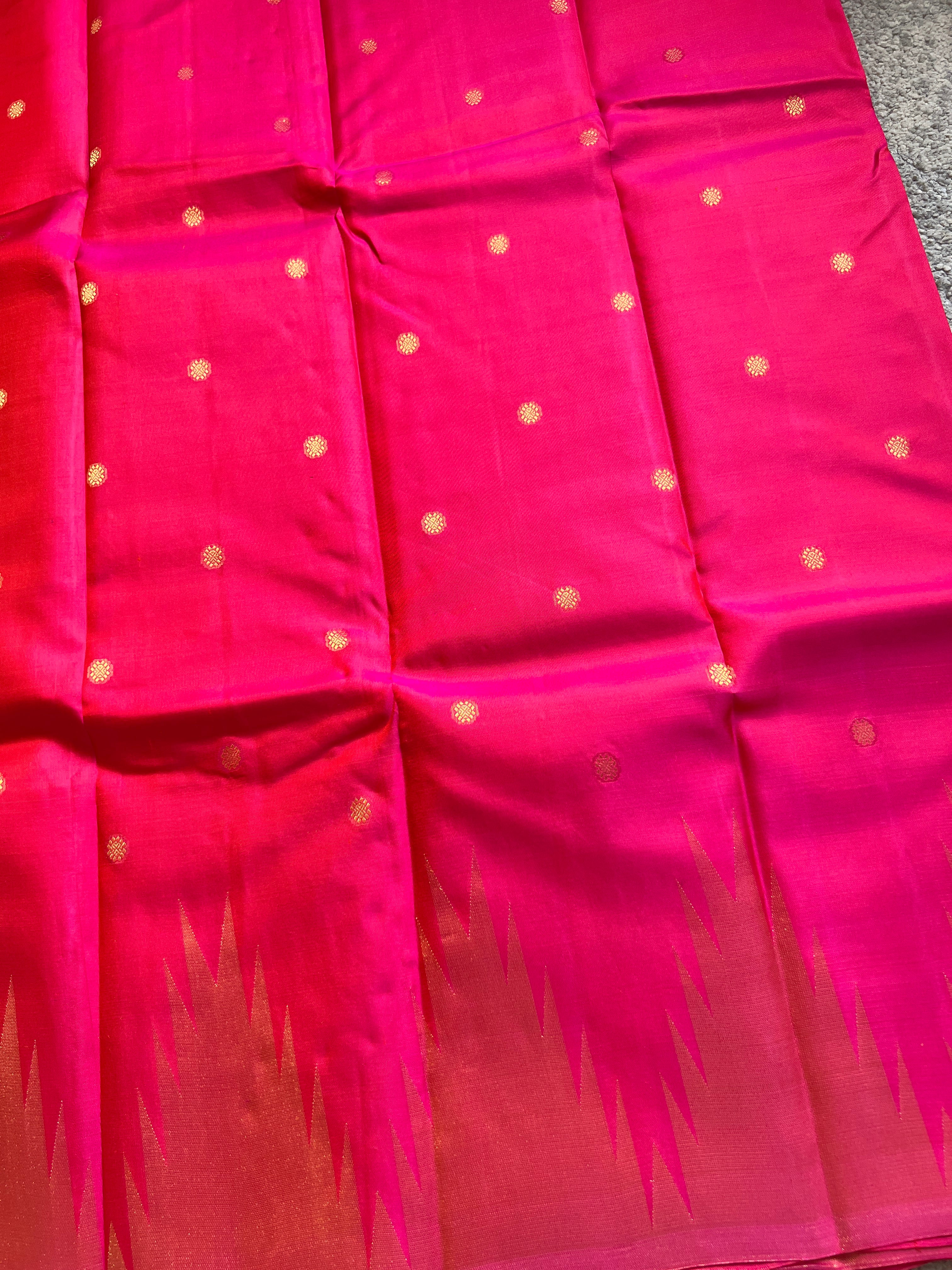 Zari Woven Temple Border Detailed Kanchipuram Saree | SME205