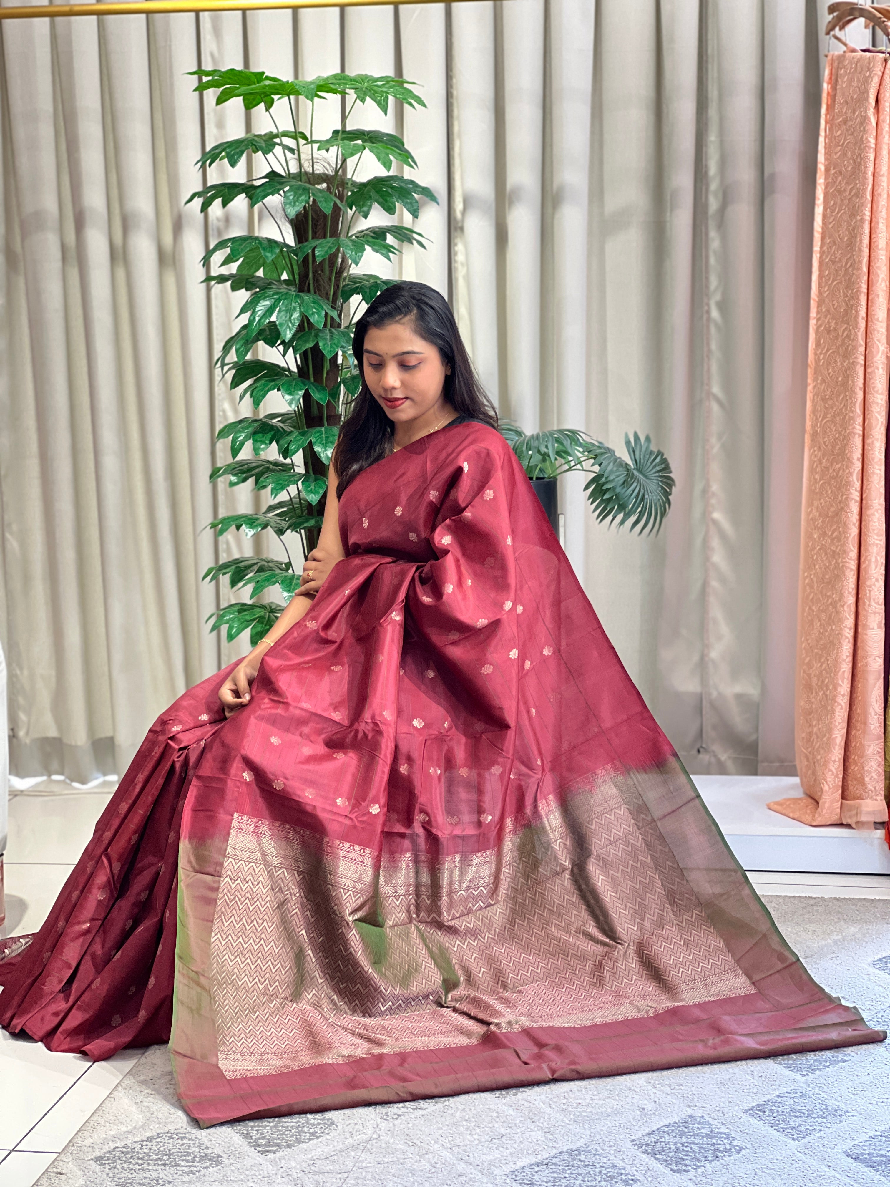 Golden Zari Buti Woven Soft Silk Saree | KTS202