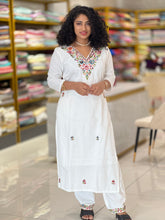 Floral Embroidery Chanderi Finish Kurta Set | OS367