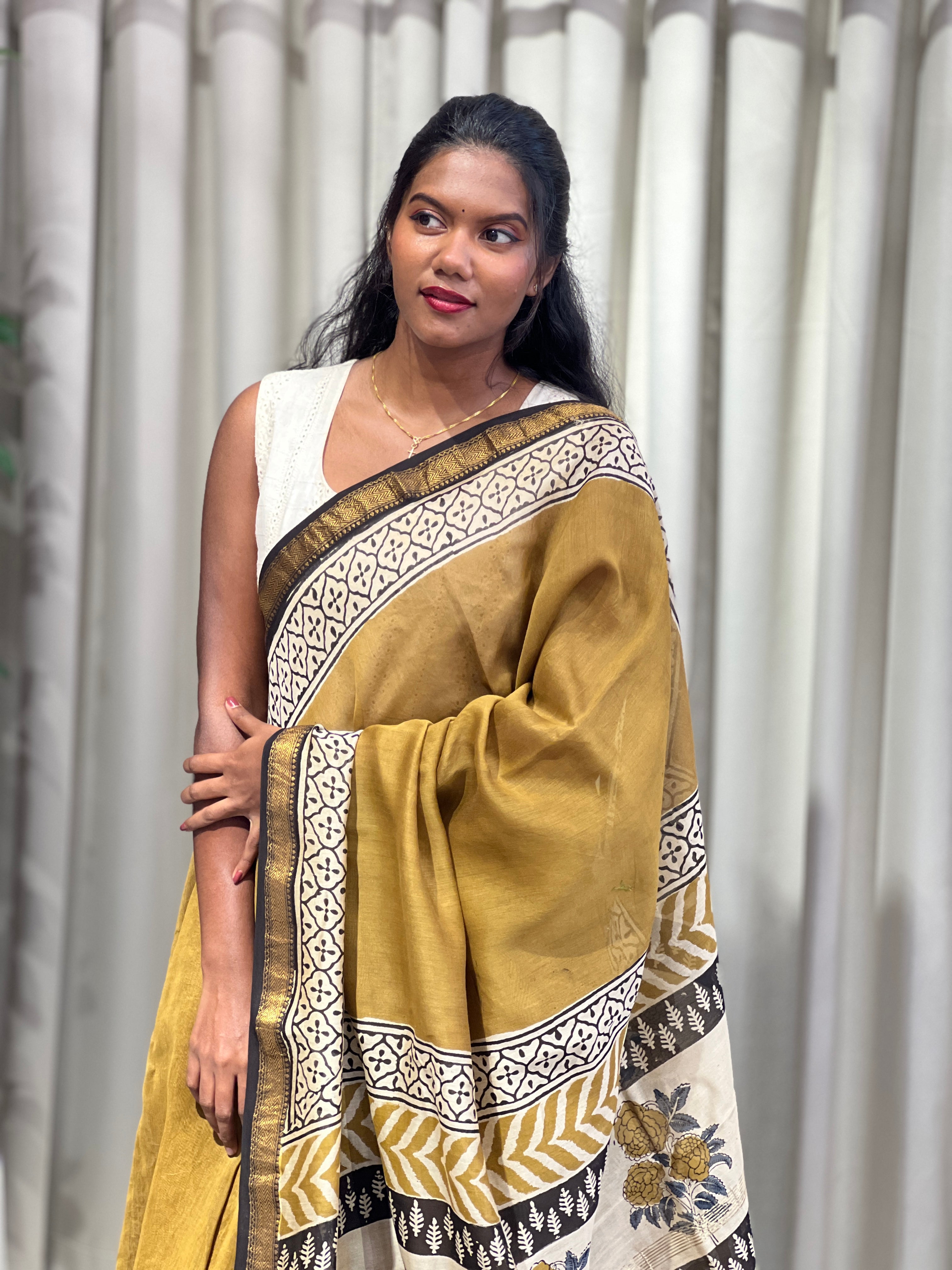 Mangalgiri Border Detailed Chanderi Saree | VFC588