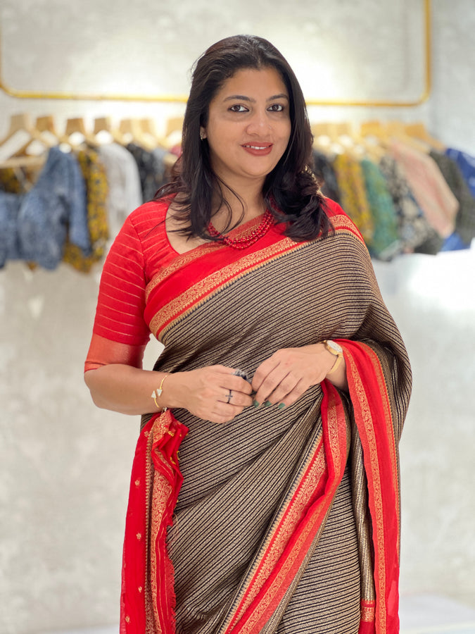 Banarasi Weaved Warm Silk Saree | AGS105