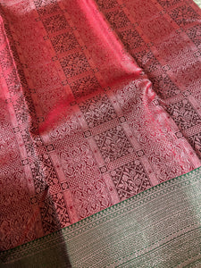 Traditional Floral Patterned Handloom Kanchipuram Saree | SME199