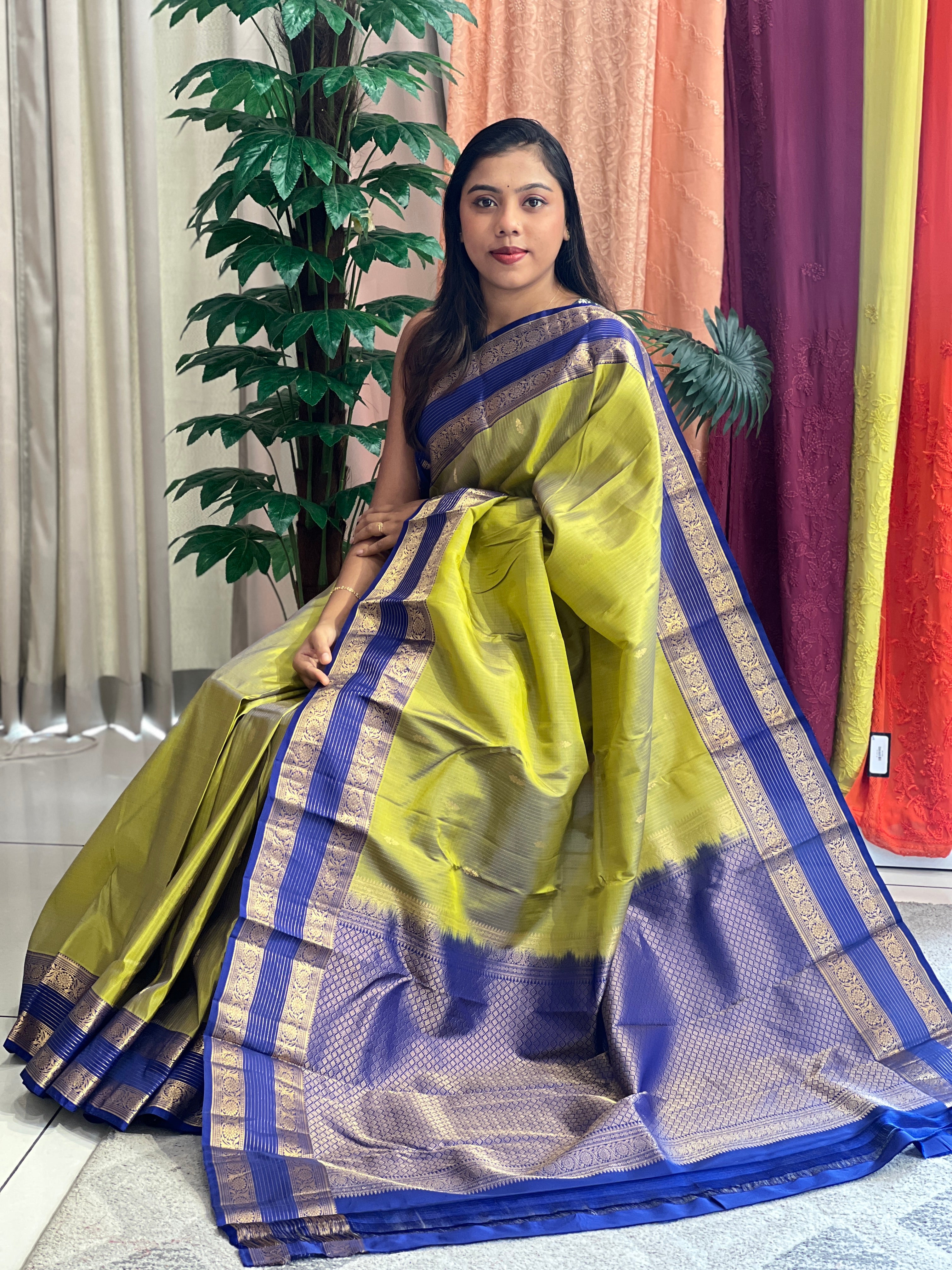 Golden Zari Buti Woven Soft Silk Saree | KSO103