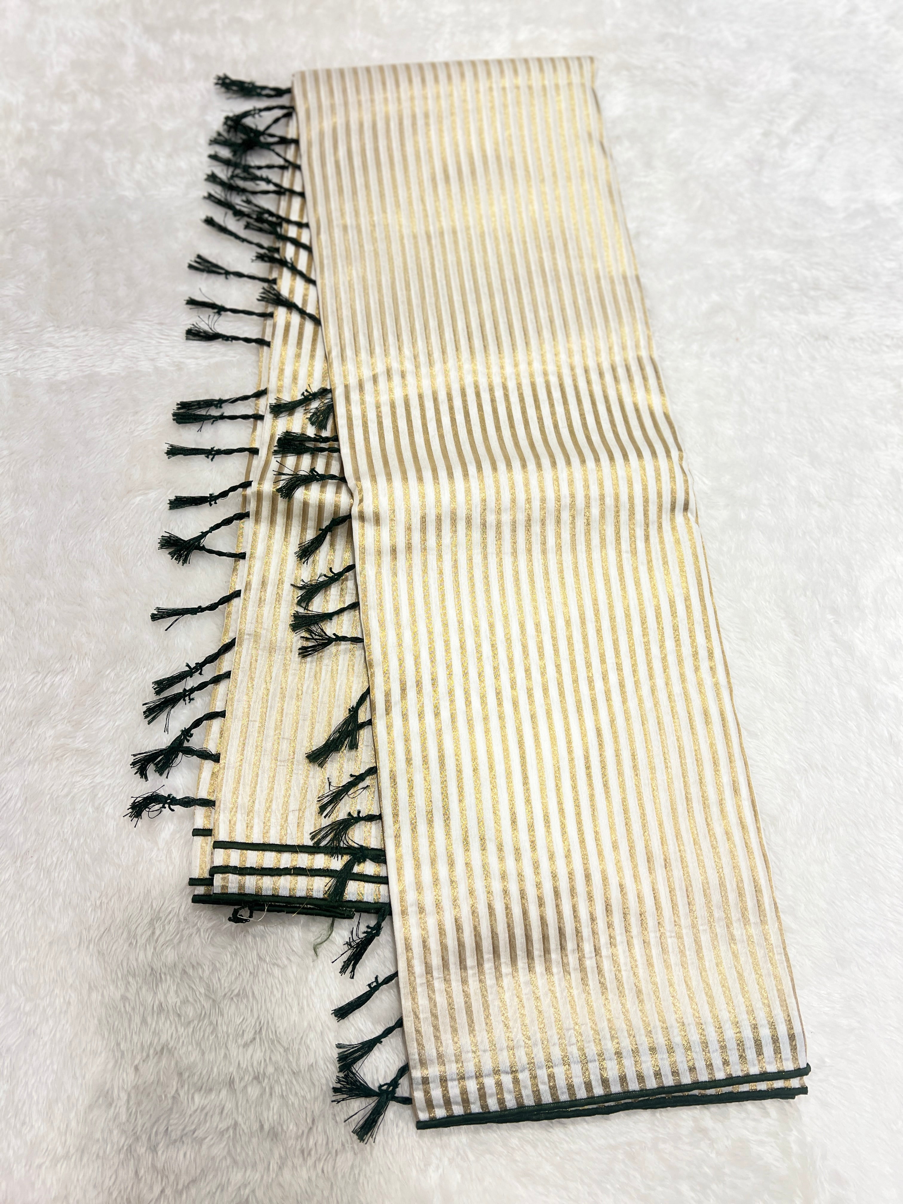 Golden Zari Stripe Pattern Mul Chanderi Saree | GAT429
