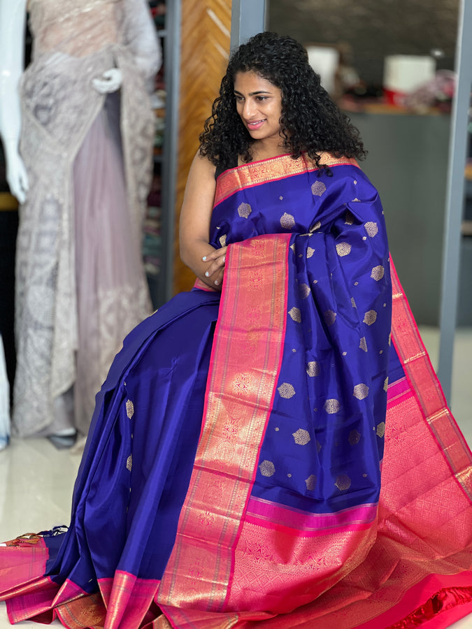 Royal Blue Color Traditional Kanchipuram Saree | AK125