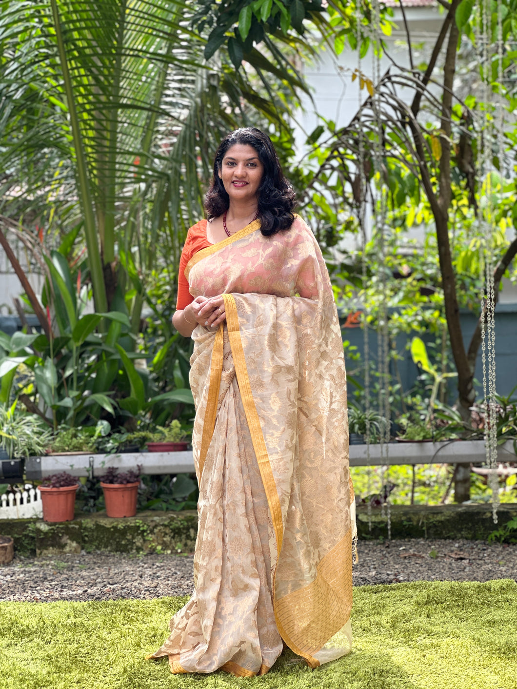 Banarasi Weaving Floral Jaal Pattern Organza Saree | JK115