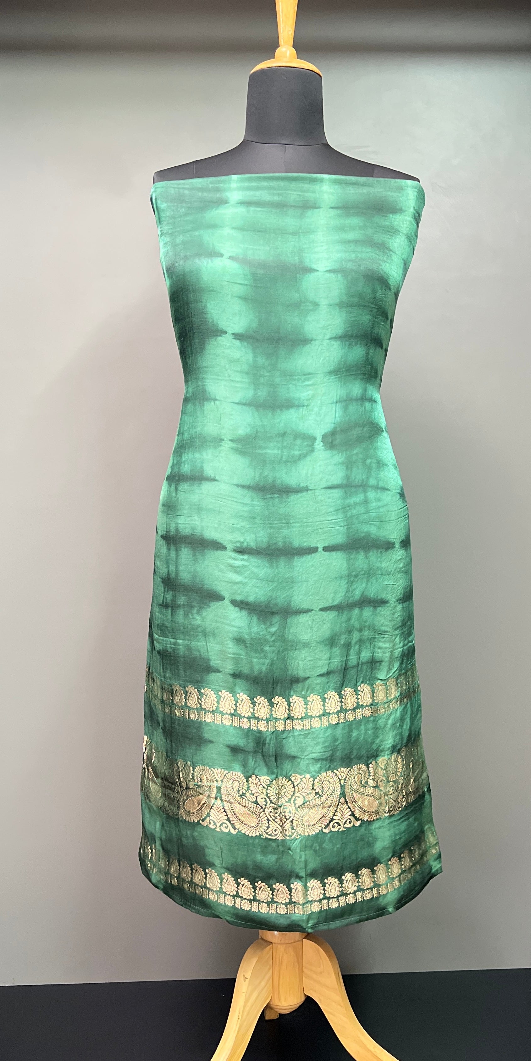Hand Tie and Dye Patterned Modal Silk Kurta Material | MS672