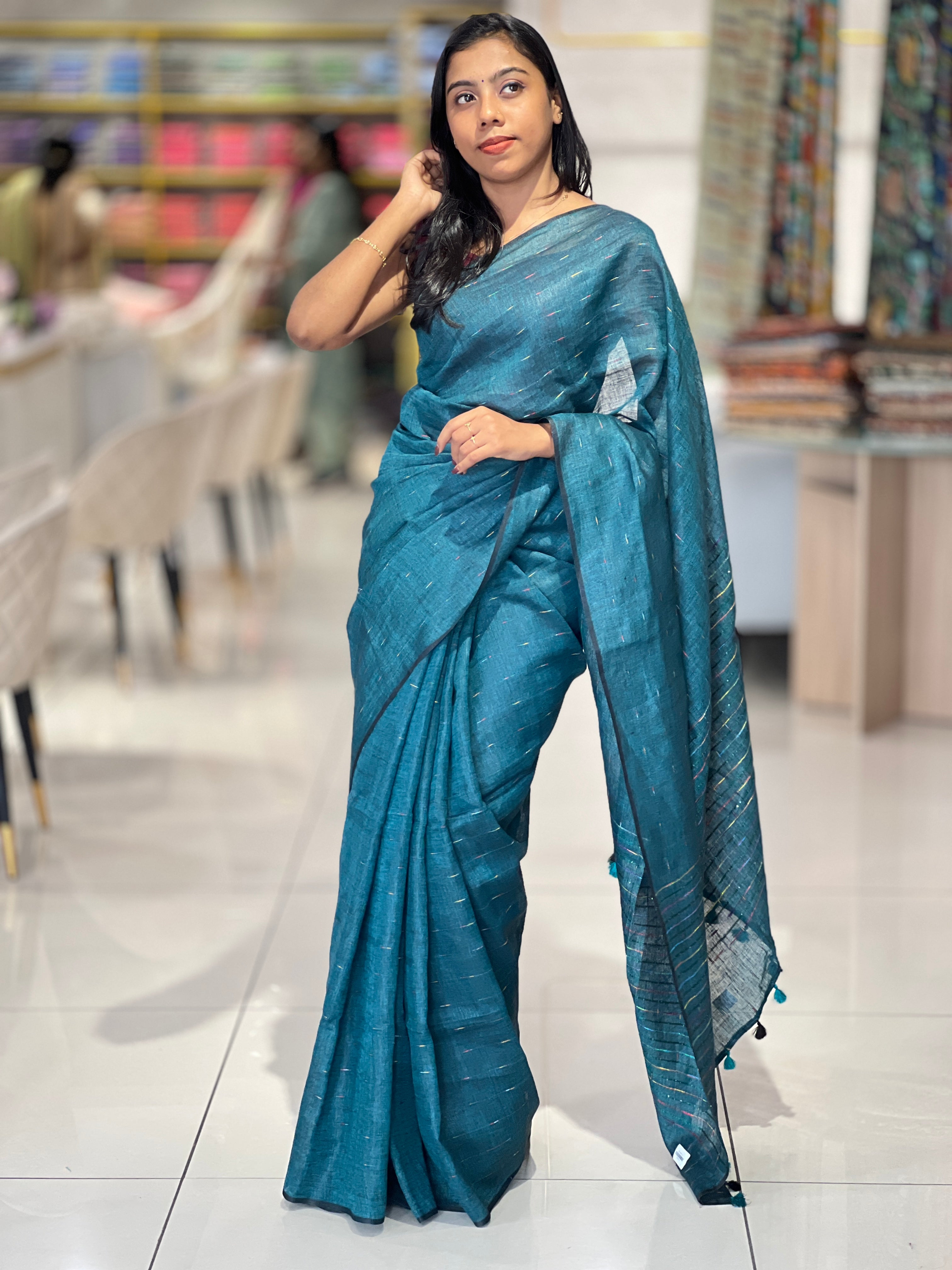 Kesiya Weaved Blended Linen Saree | DLS313