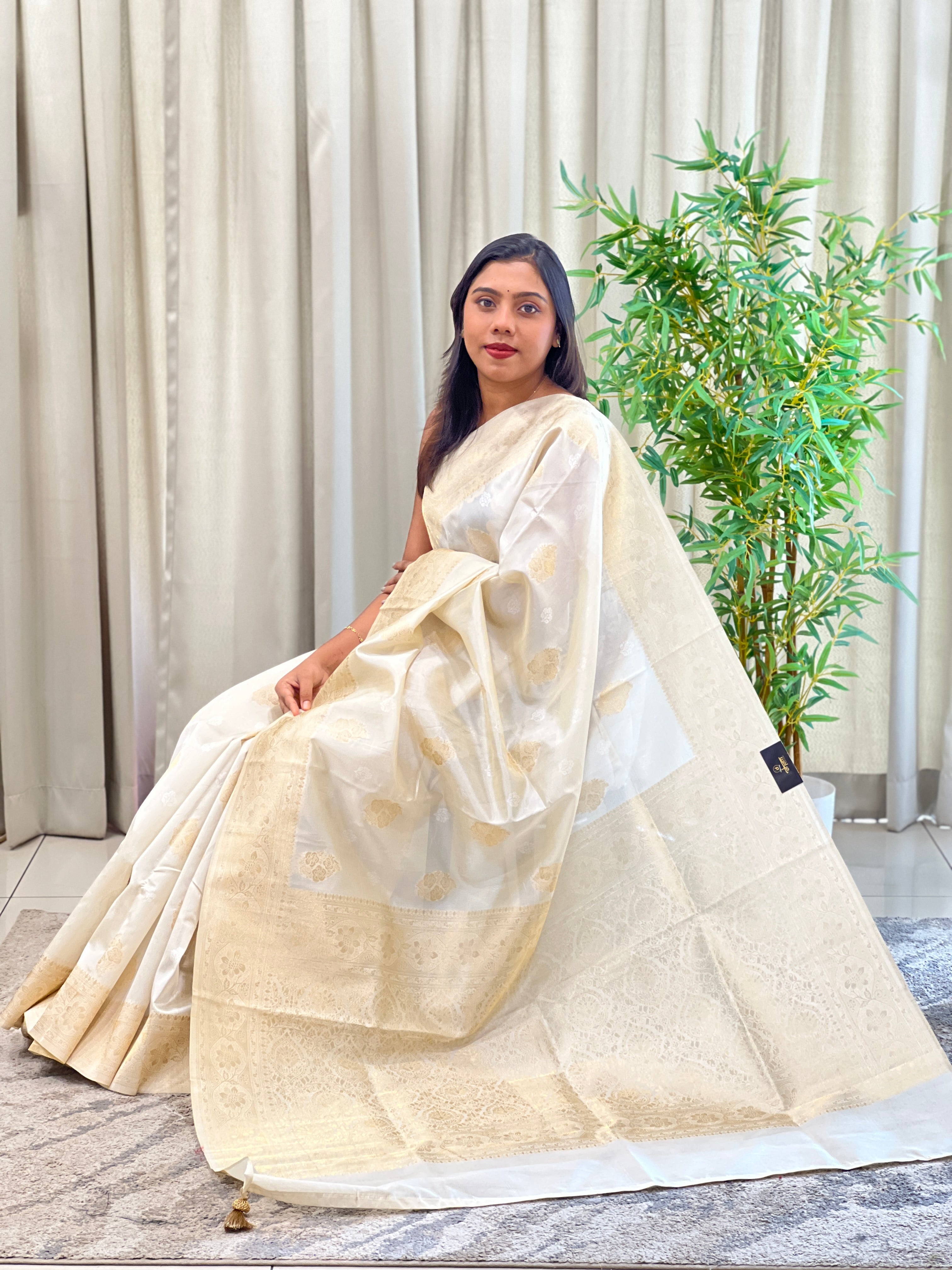 Traditional Golden Zari Buta Woven  Chanderi Finish Saree | HT462