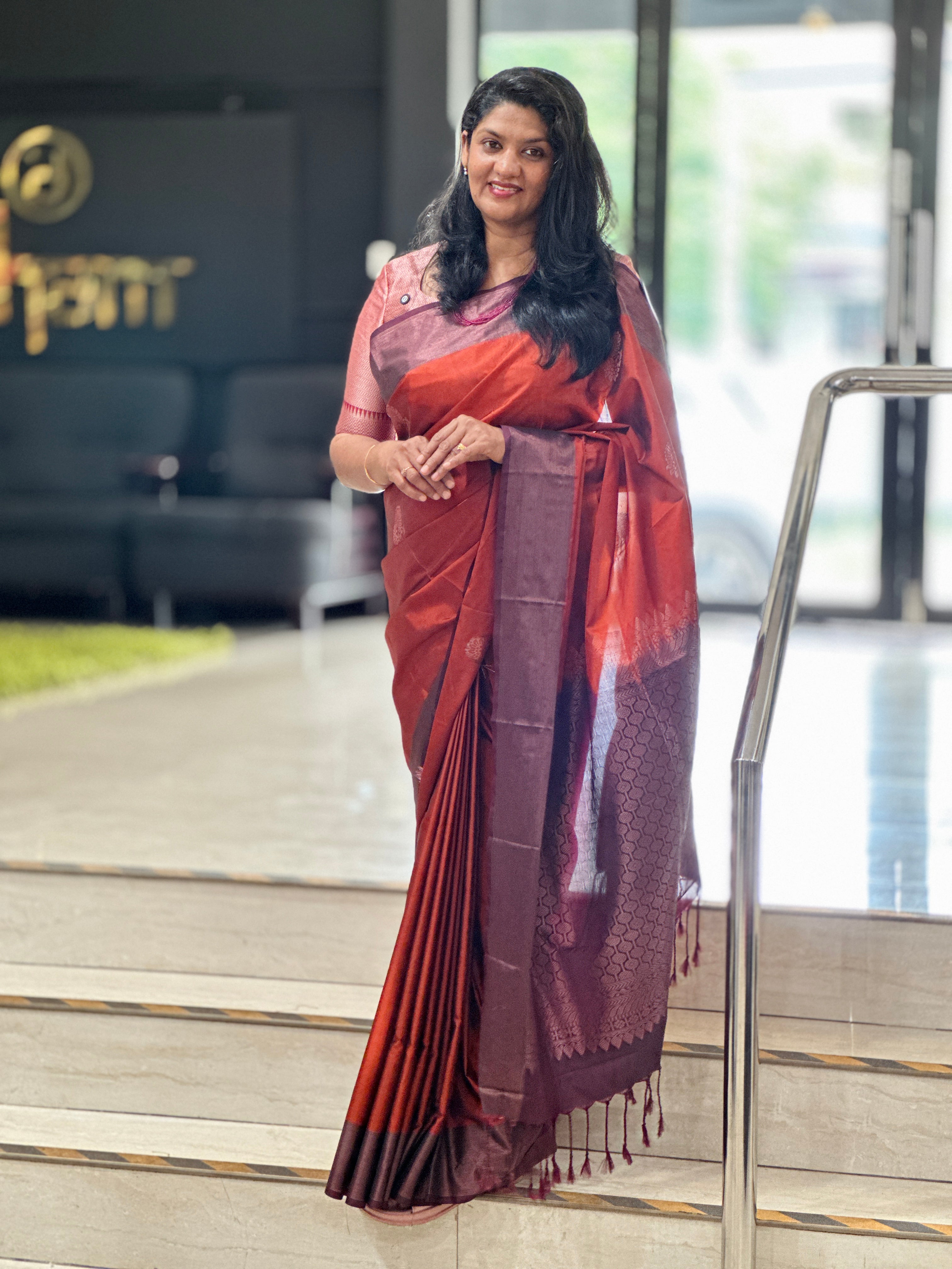 Buta Woven Pattern Semi Soft Silk Saree | SEN126