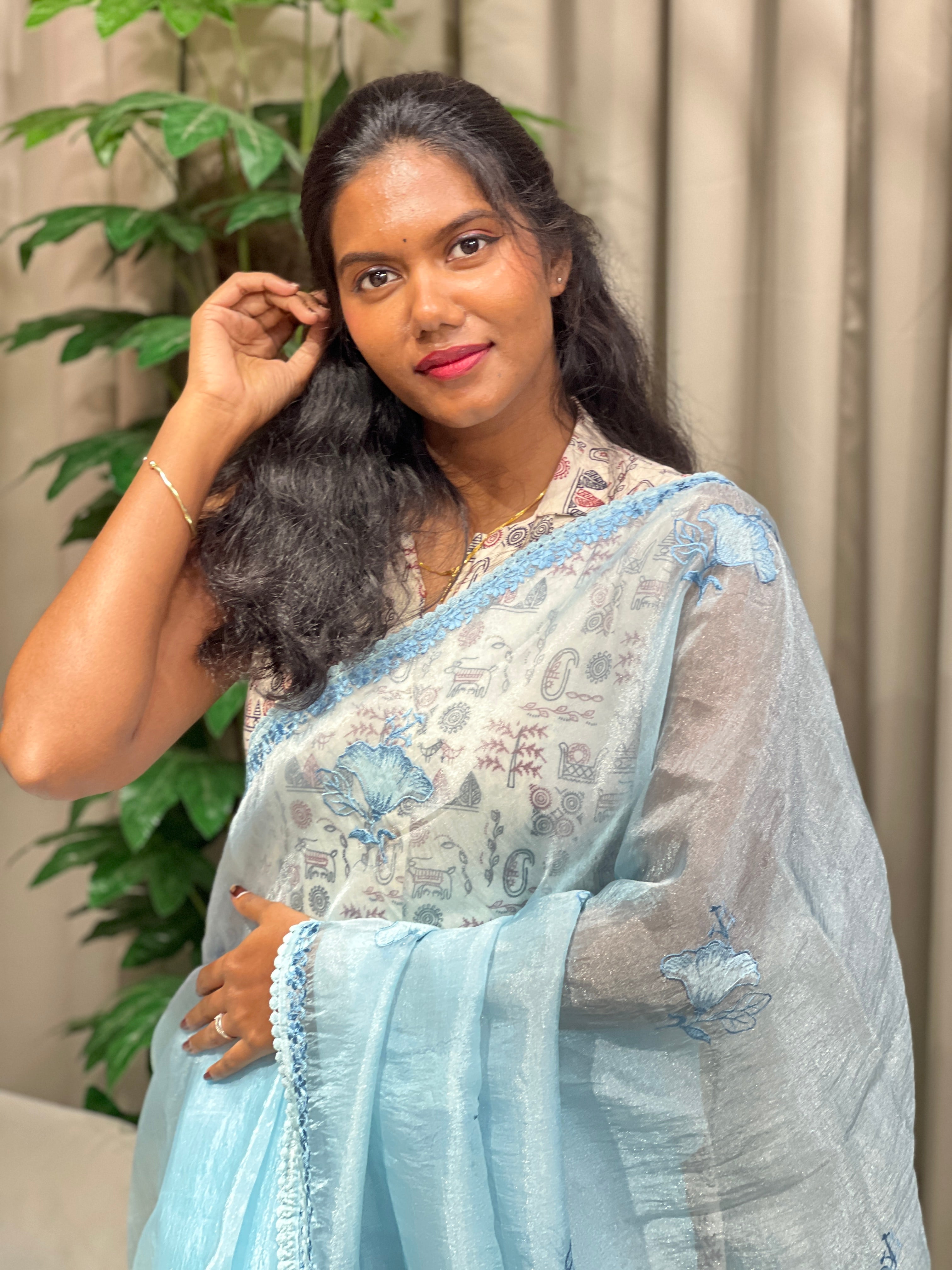 Floral Machine Embroidered Shimmer Organza Saree | BLD1979