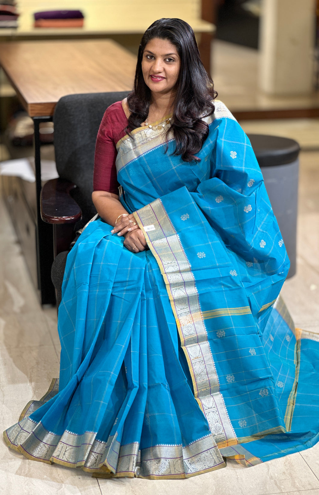 Two Line Check Weaved Kanchi Cotton Saree | VR139