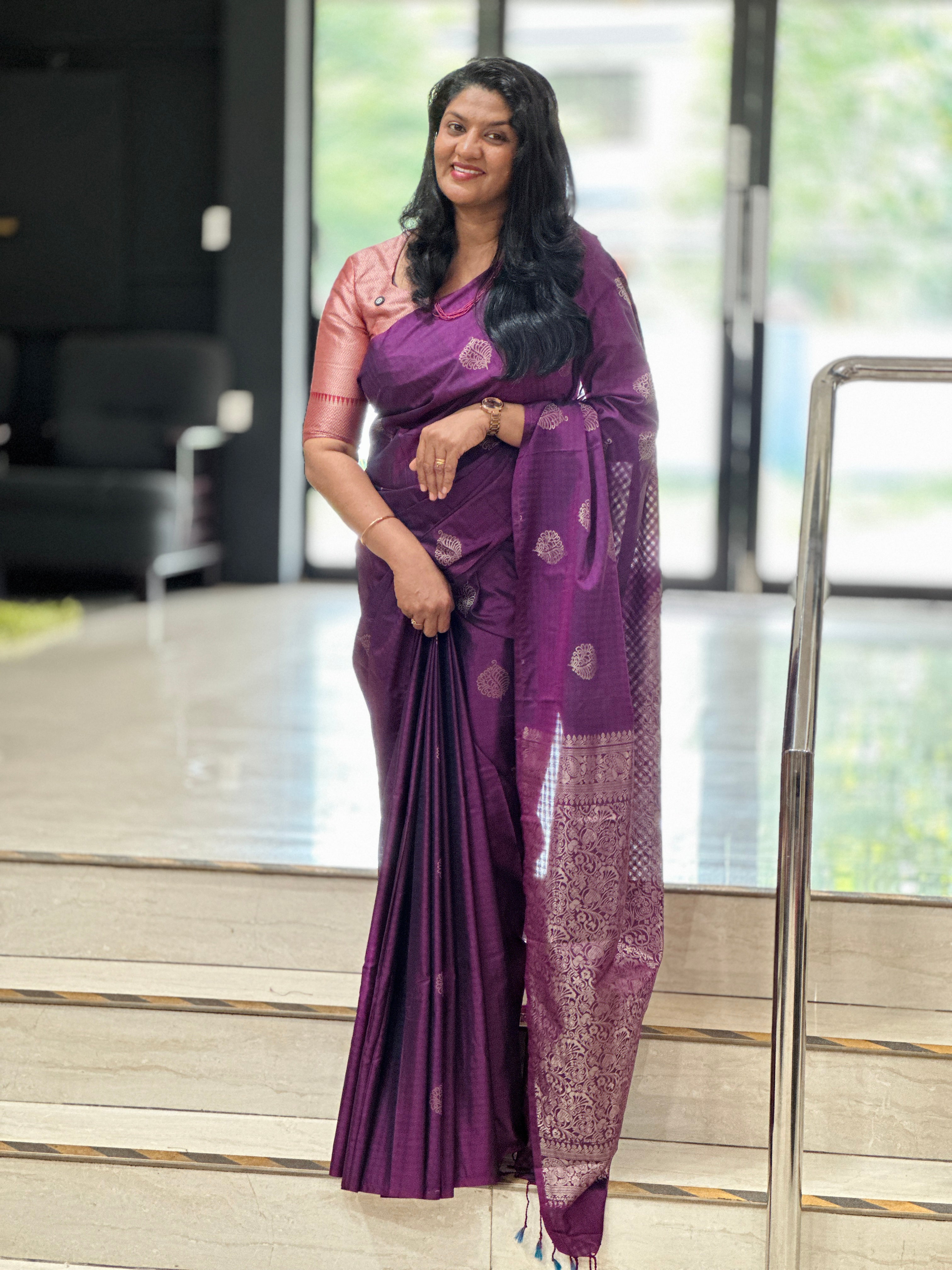 Check Woven Pattern Semi Soft Silk Saree | SEN155