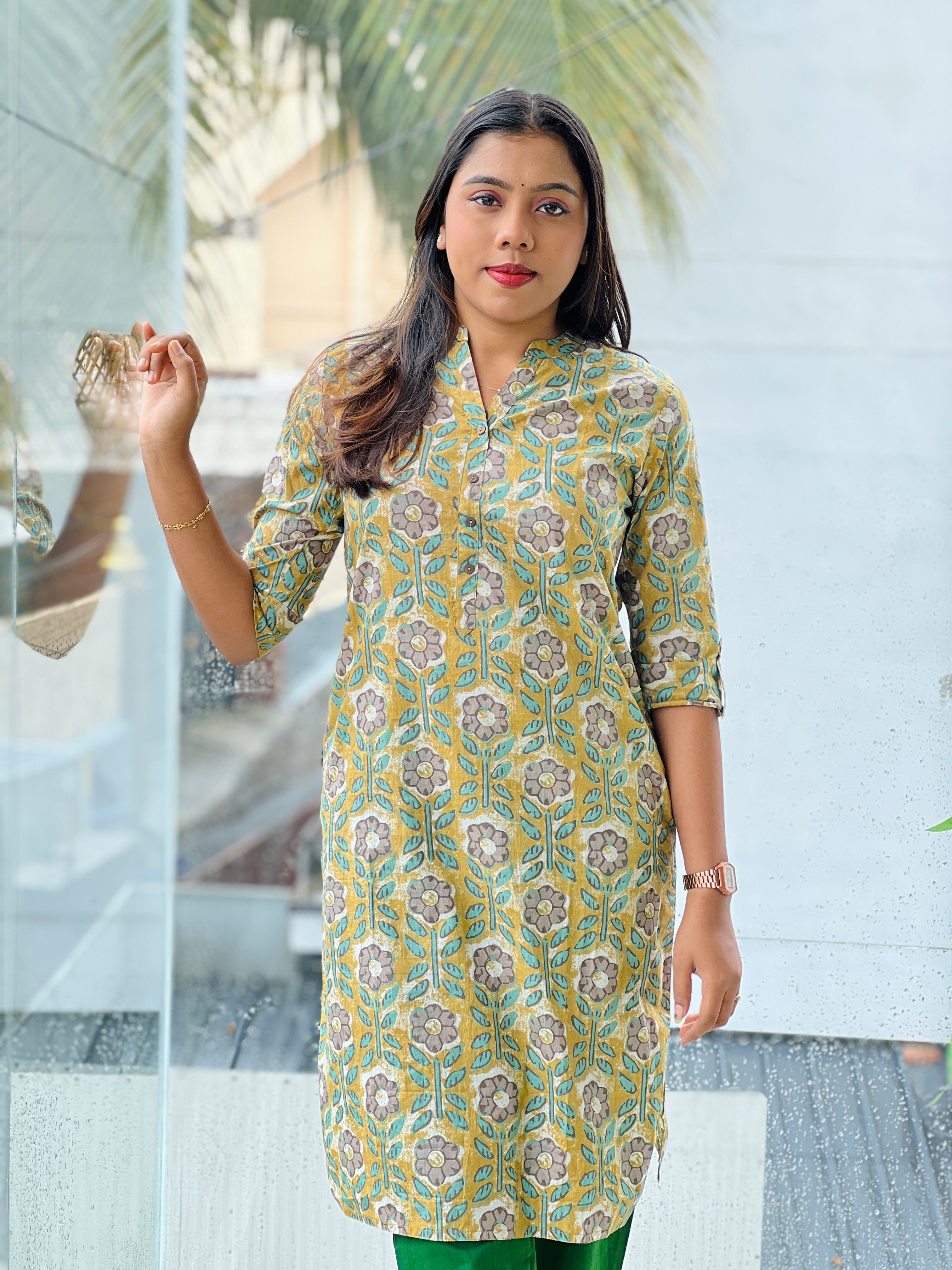 Floral Printed Pattern Cotton Kurta | PGI154