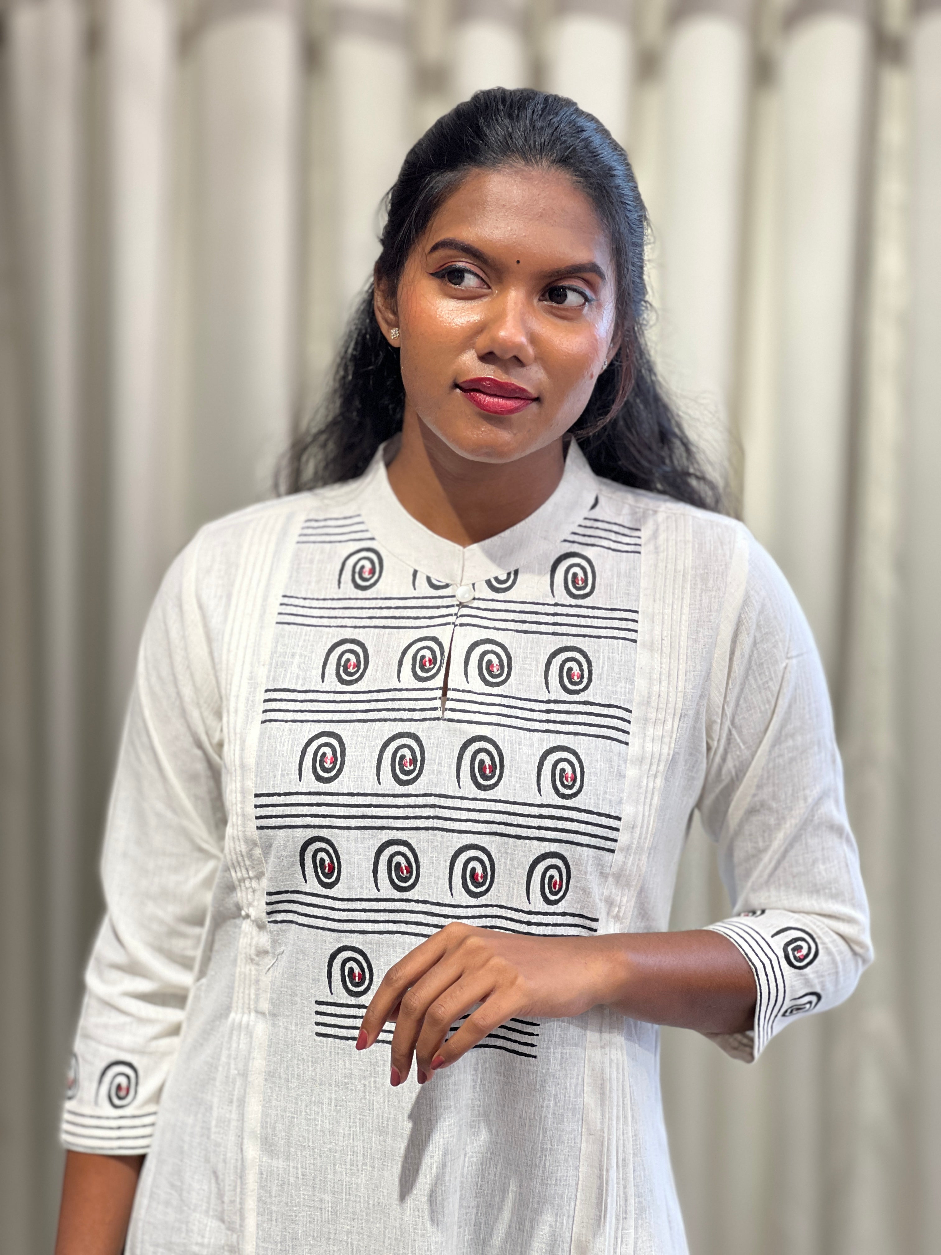 Aline Patterned Linen Cotton Kurta Set | PGI337